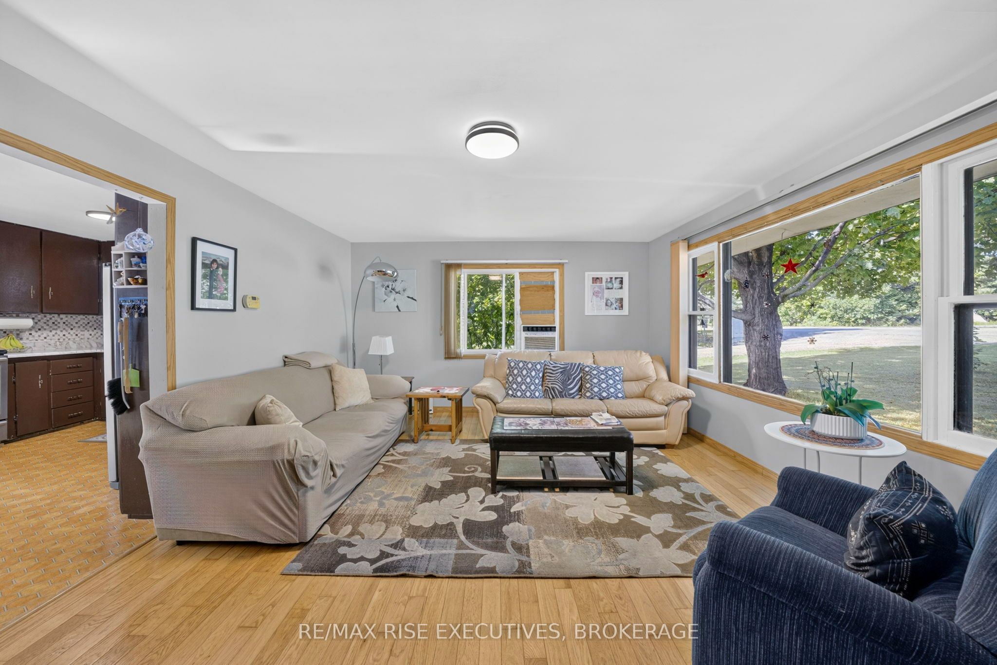 6900 Perth Road Property Photo 7