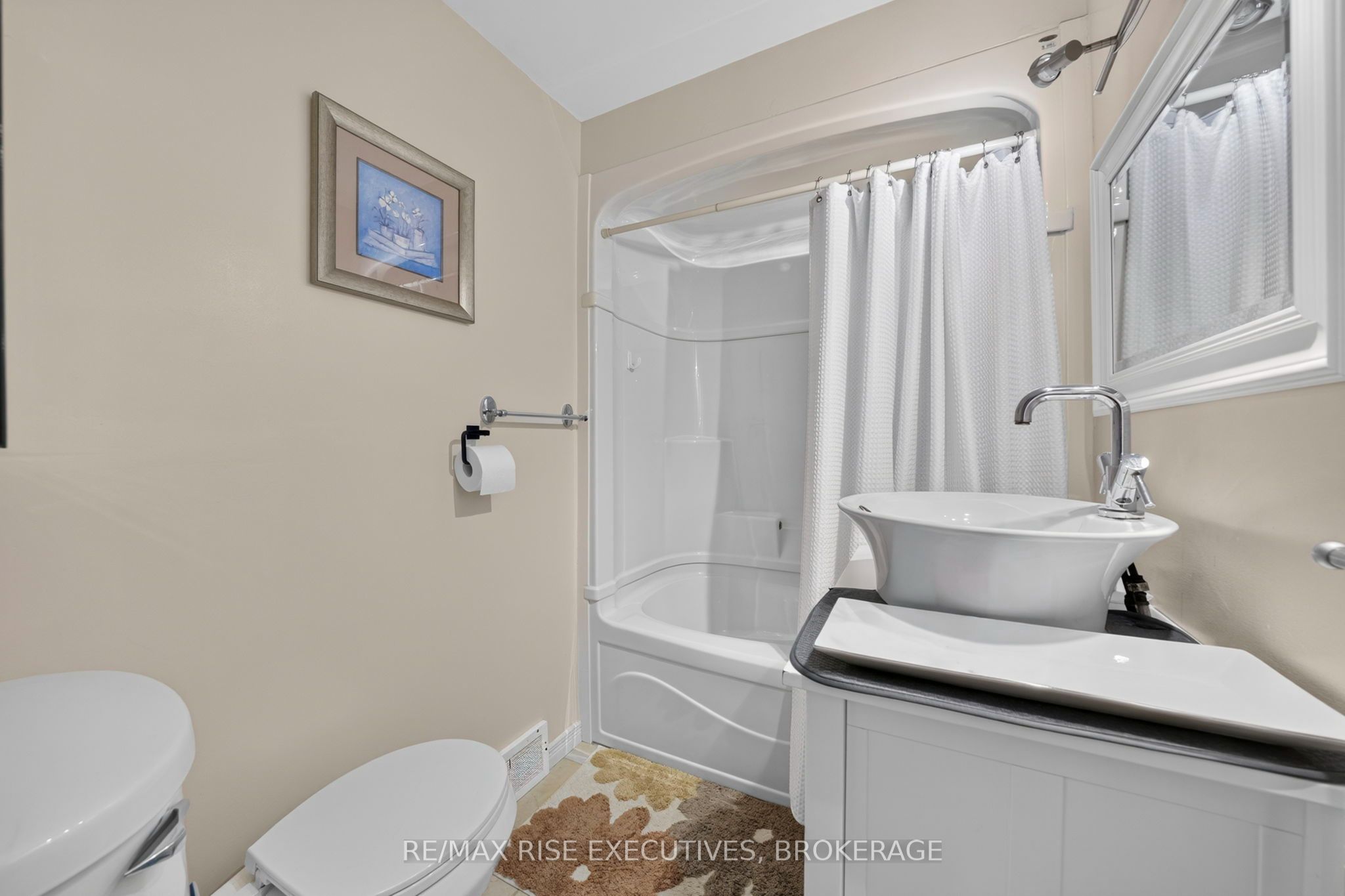6900 Perth Road Property Photo 16