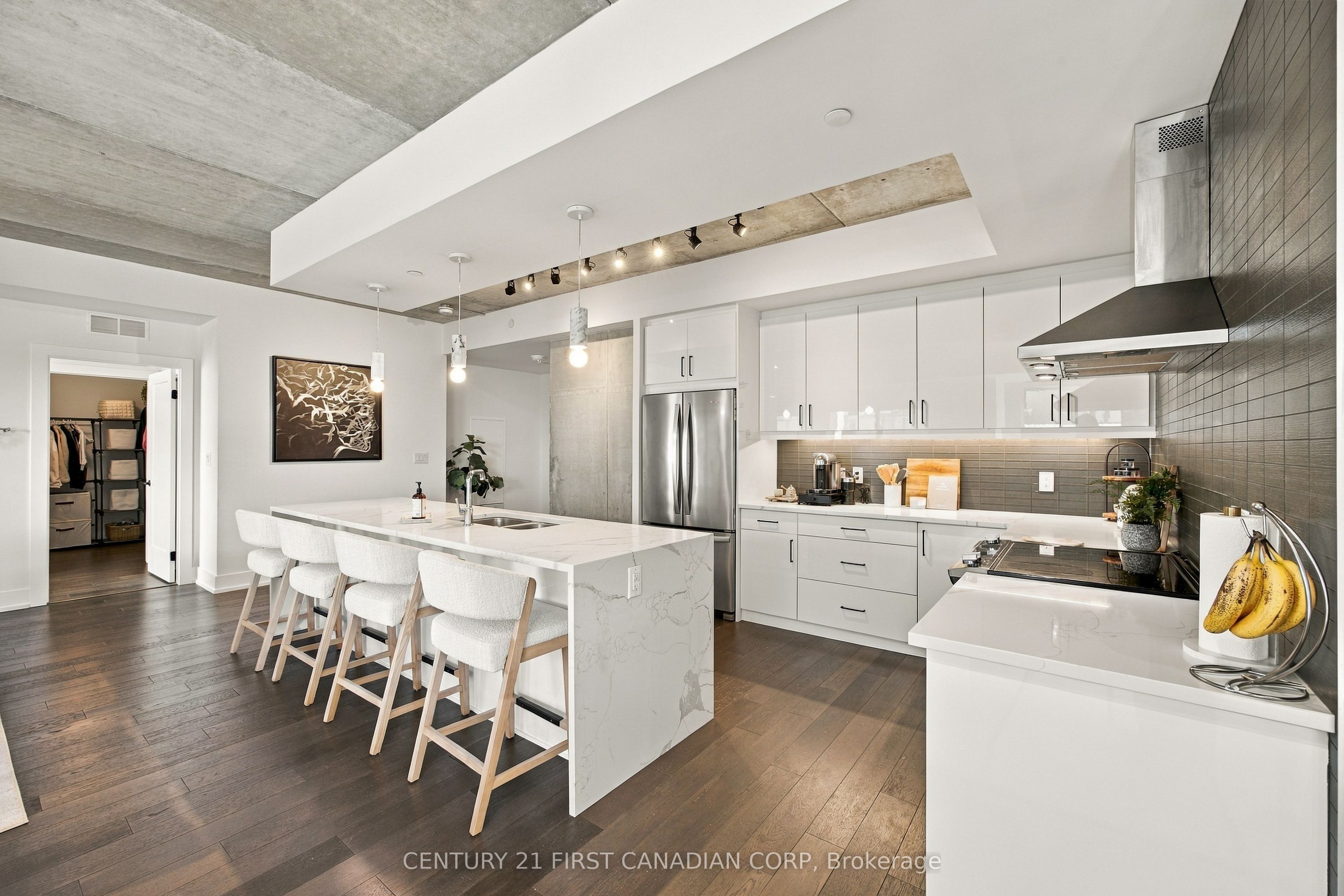 505 Talbot Street 2406 Property Photo 13