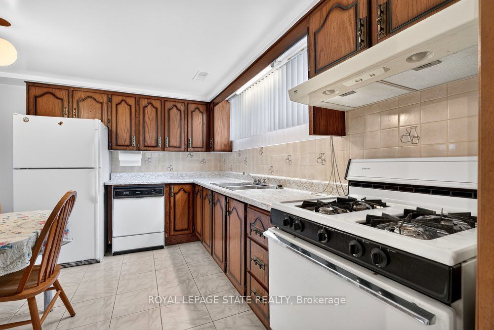 45 Worsley Road Property Photo 40