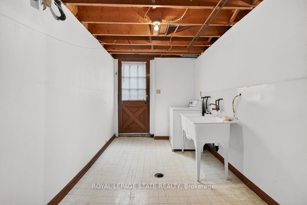 45 Worsley Road Property Photo 42