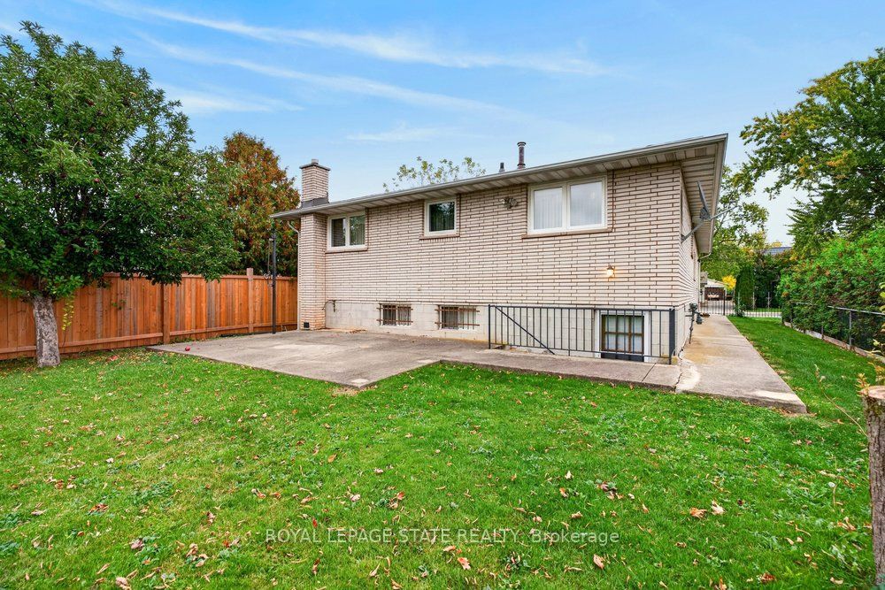 45 Worsley Road Property Photo 44