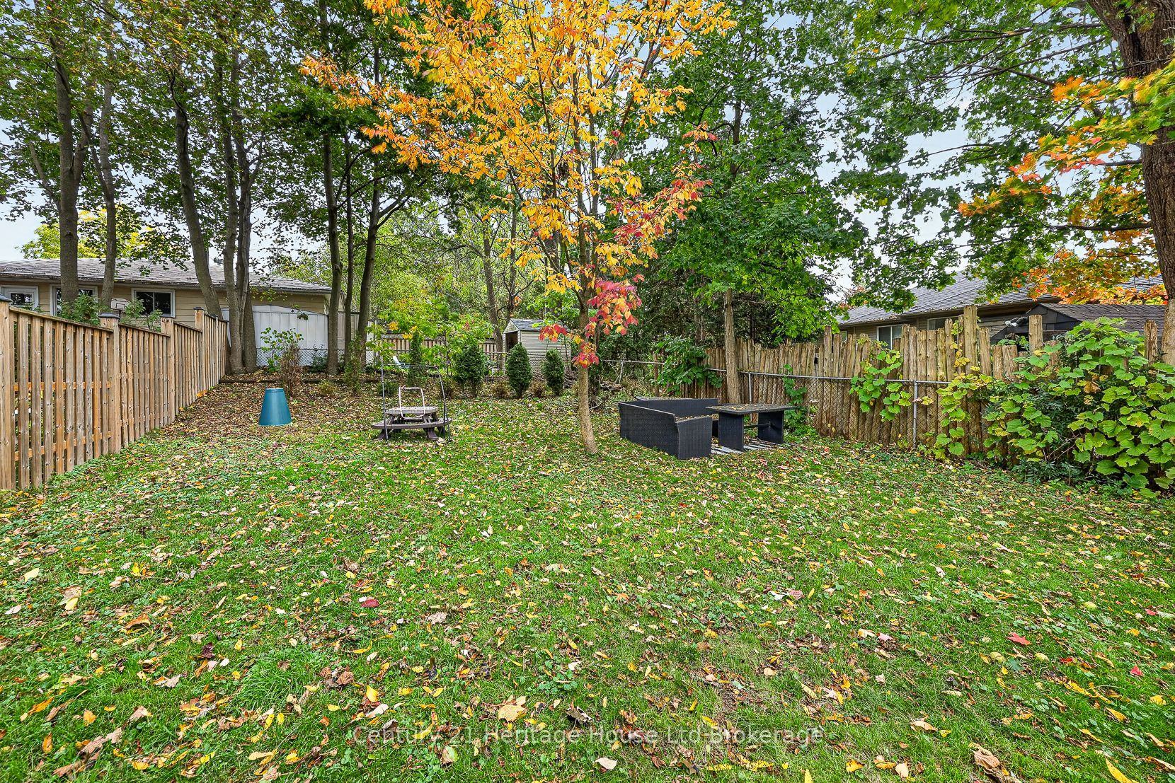 205 Victoria Street S Property Photo 46