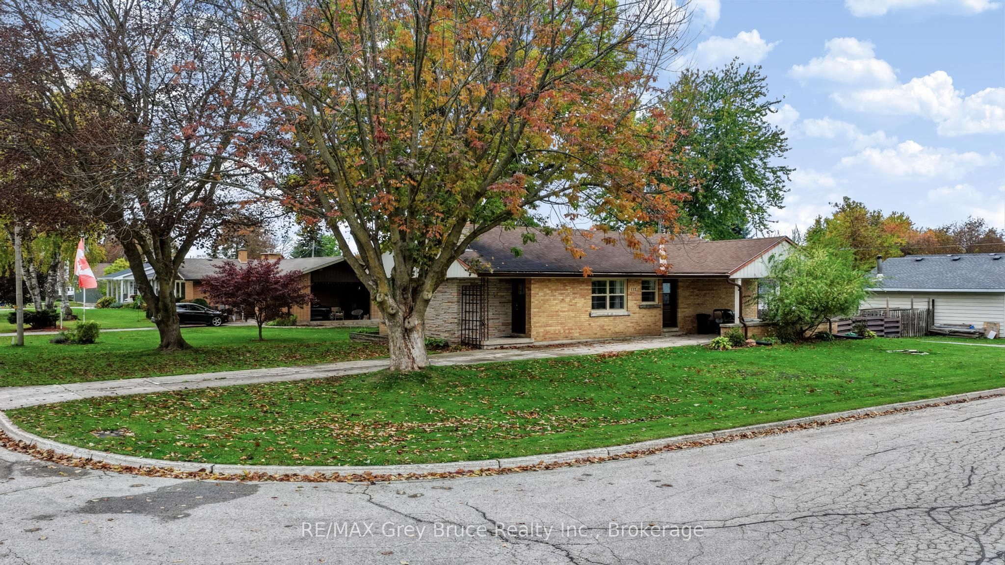 112 8th Street S Property Photo 1