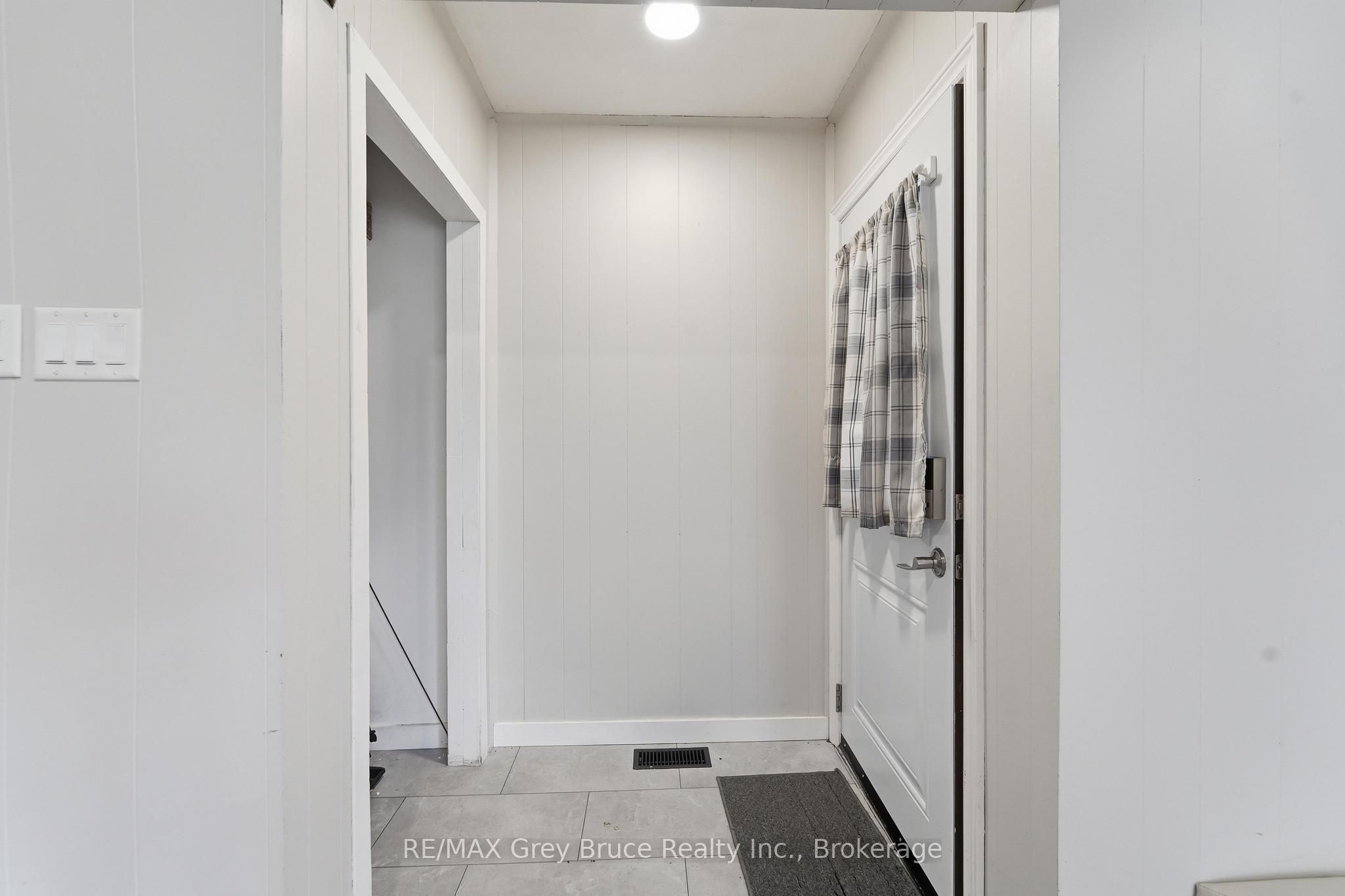 112 8th Street S Property Photo 16