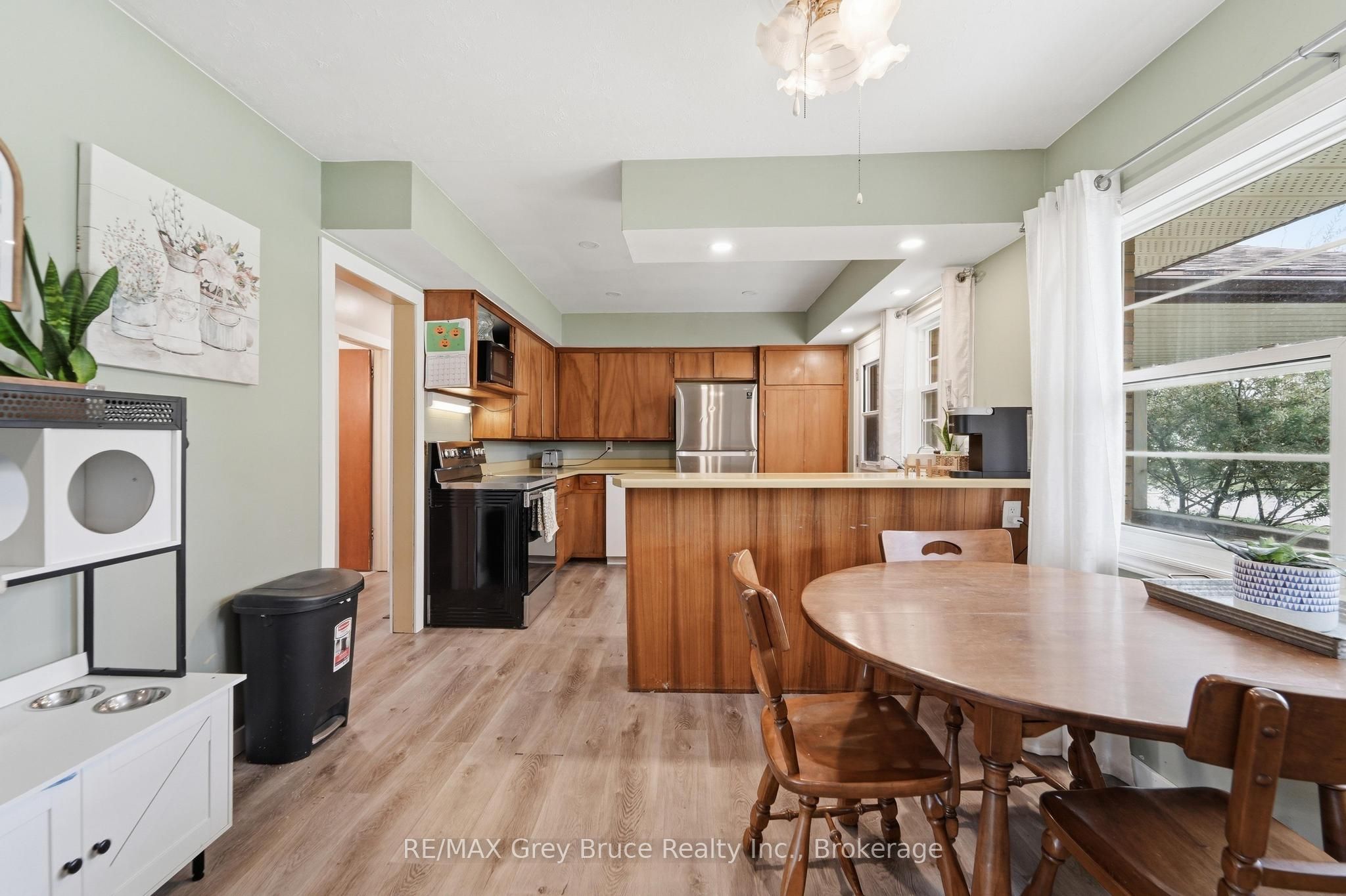 112 8th Street S Property Photo 22