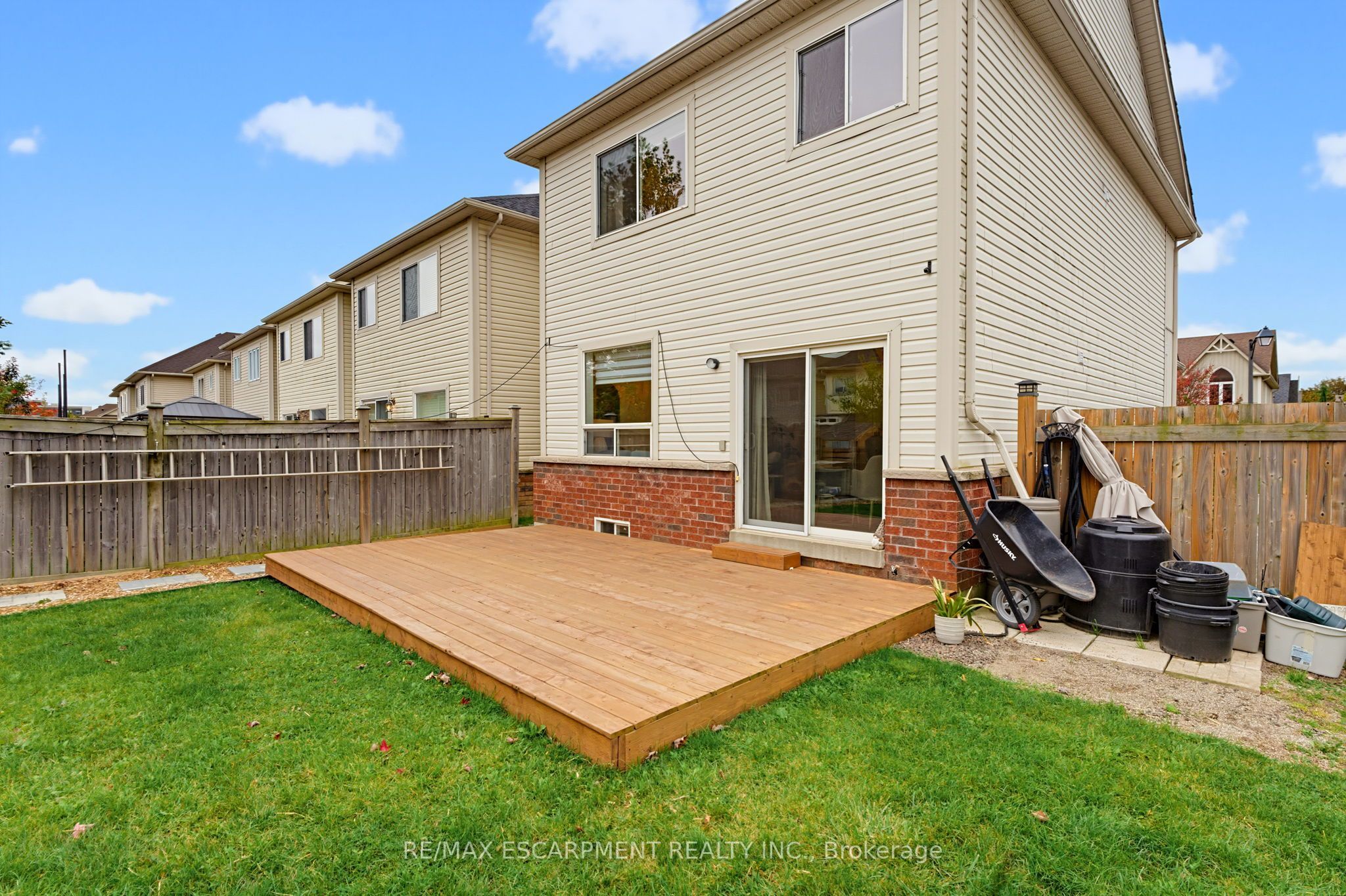 63 Golden Iris Crescent Property Photo 16