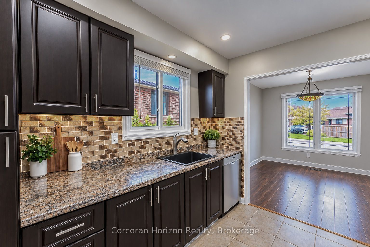 17 Taymall Street Property Photo 3