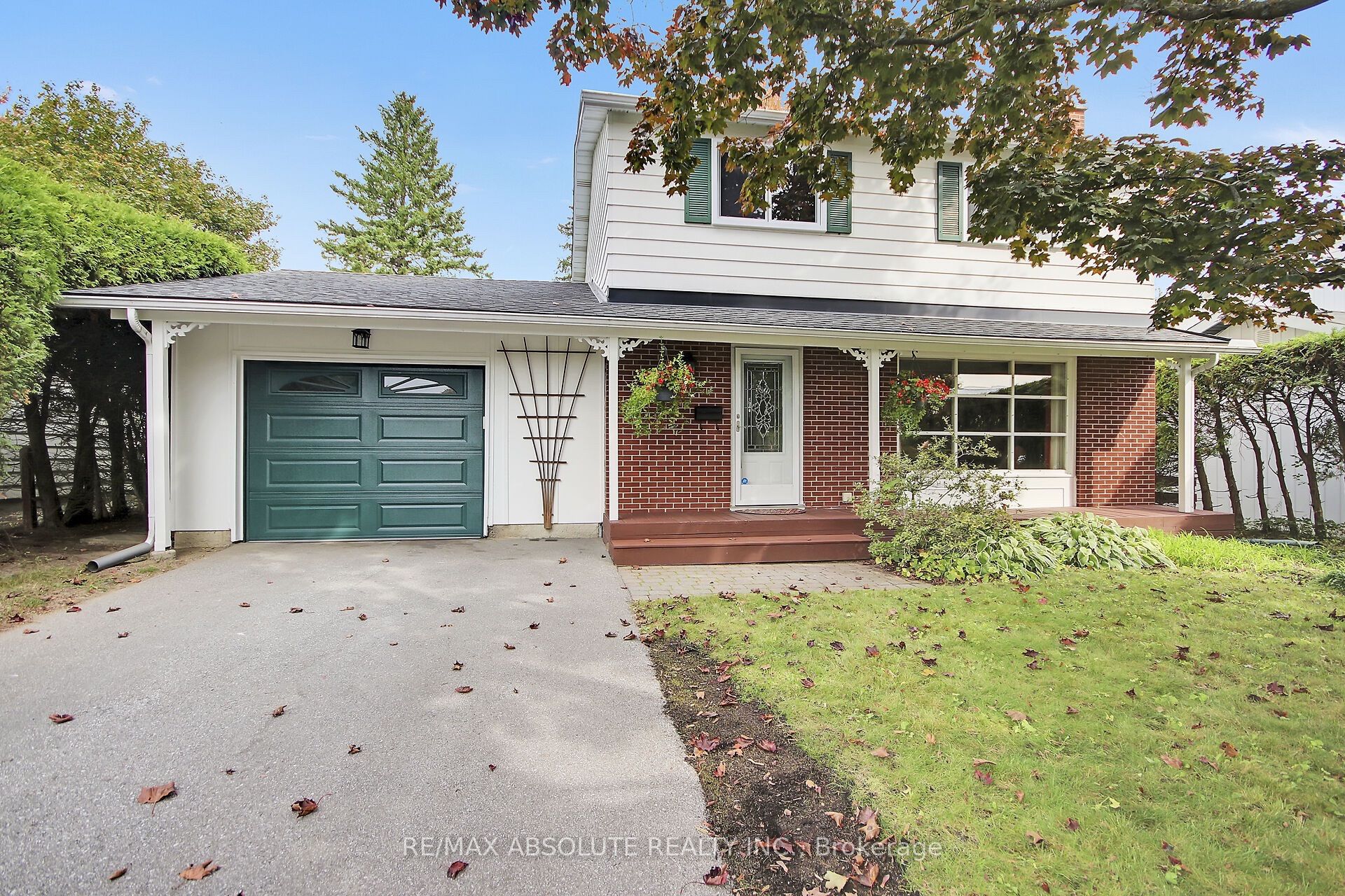 144 Old Colony Road Property Photo 1