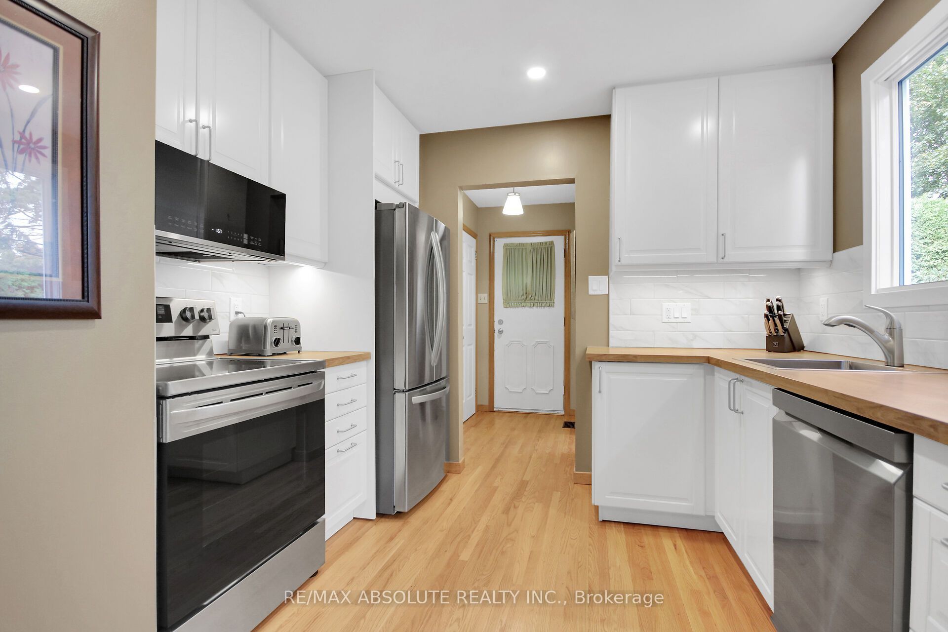 144 Old Colony Road Property Photo 15