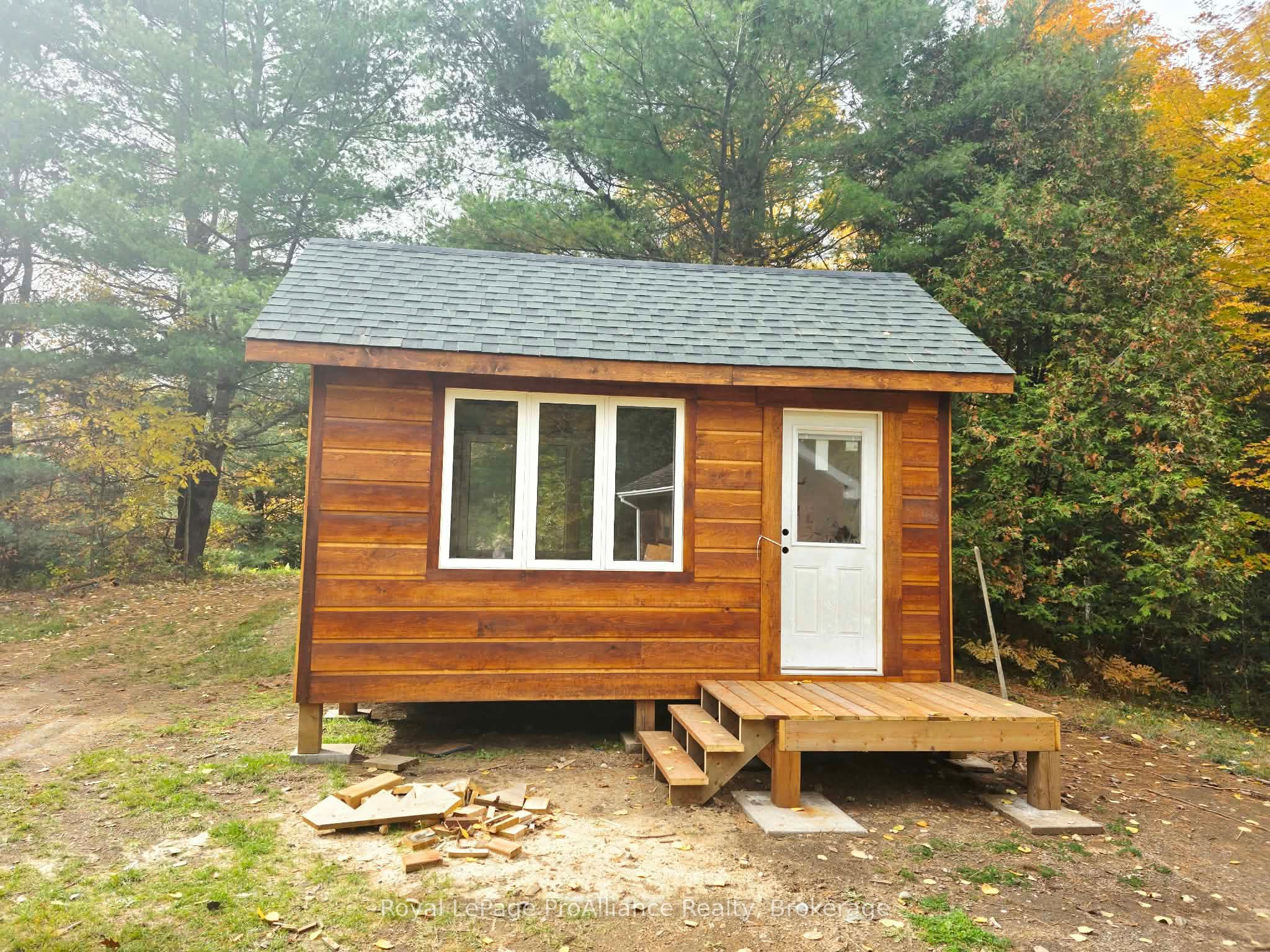 1883 South Road Property Photo 2