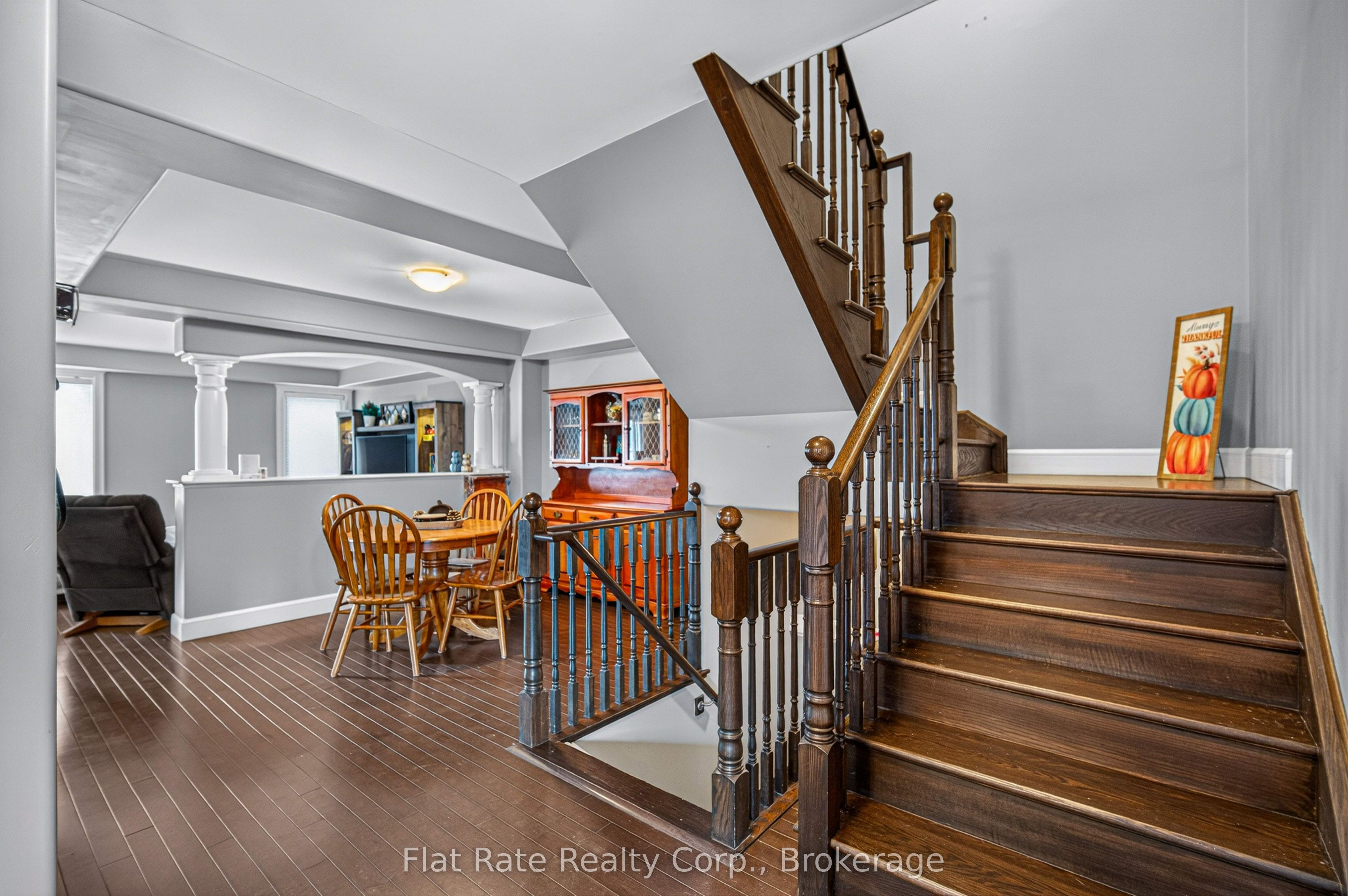 276 Louden Terrace Property Photo 5
