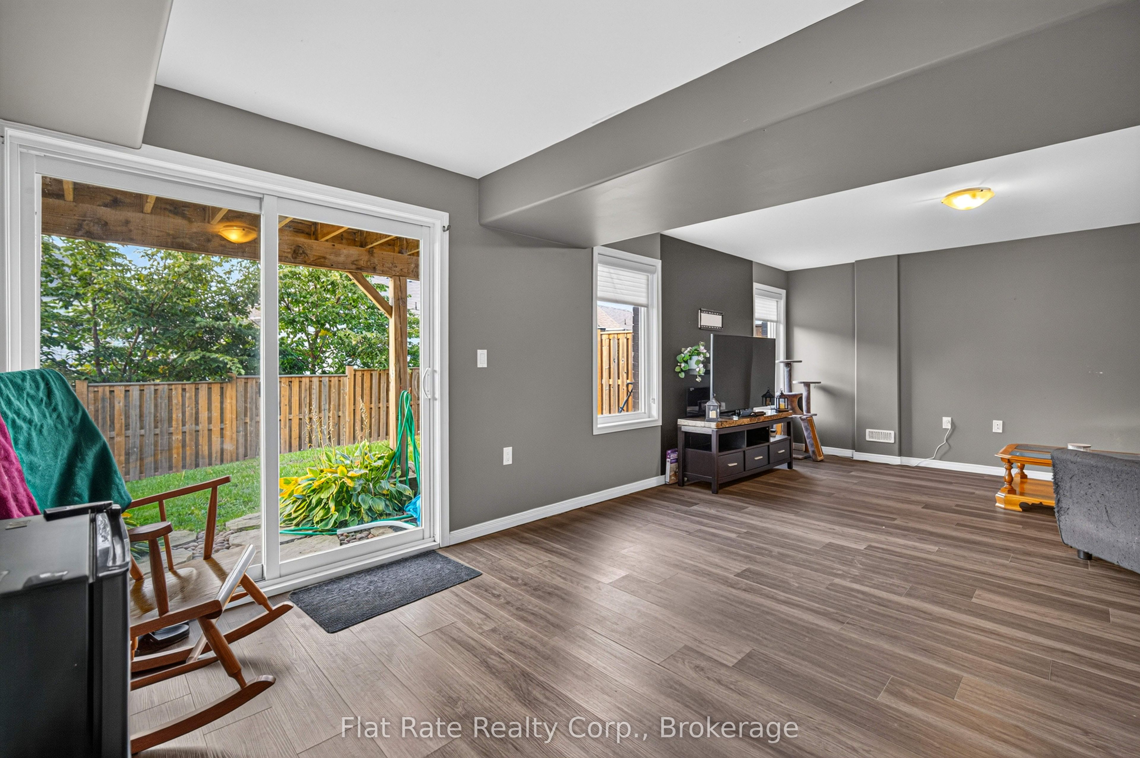 276 Louden Terrace Property Photo 32