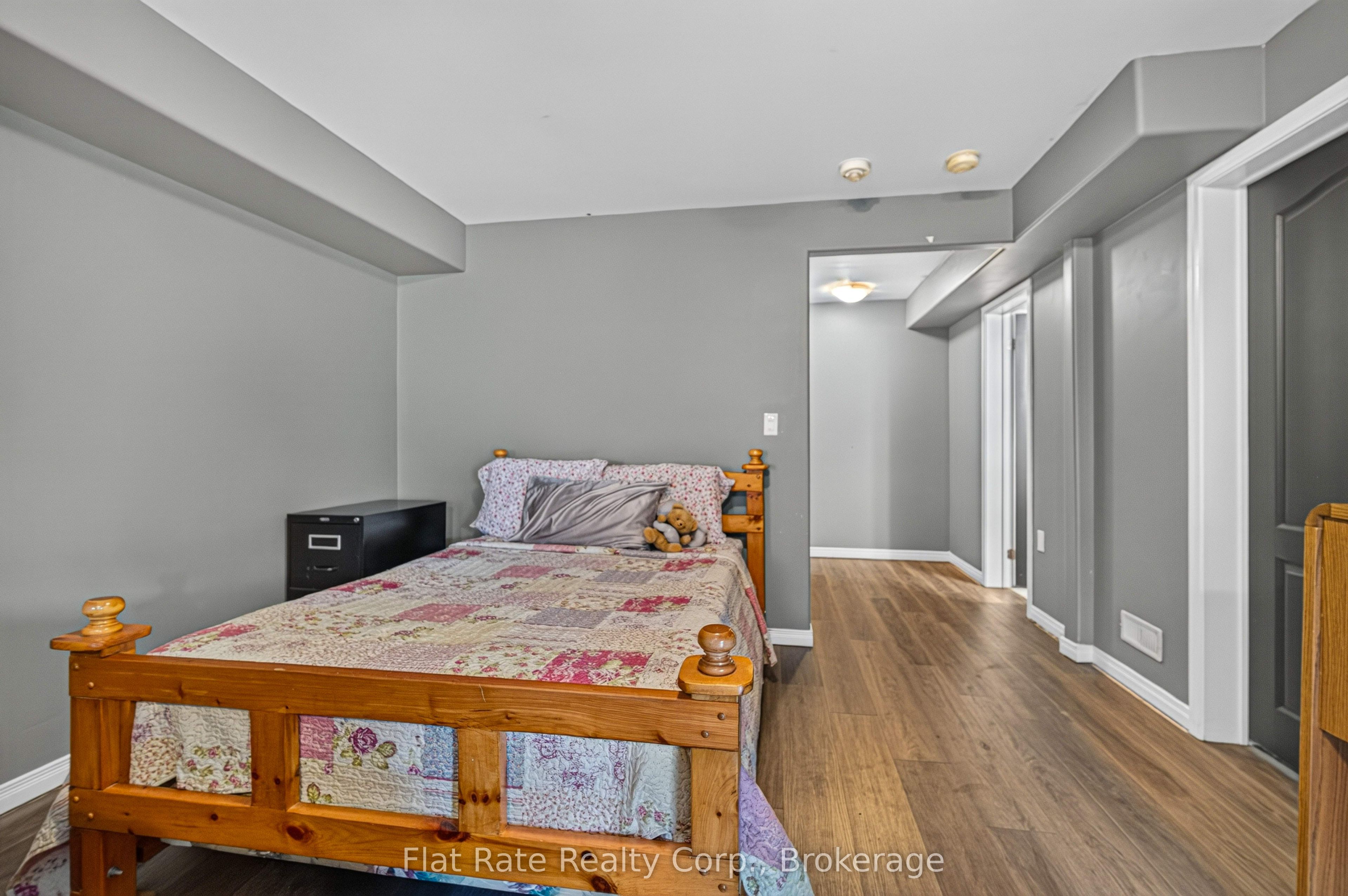 276 Louden Terrace Property Photo 34