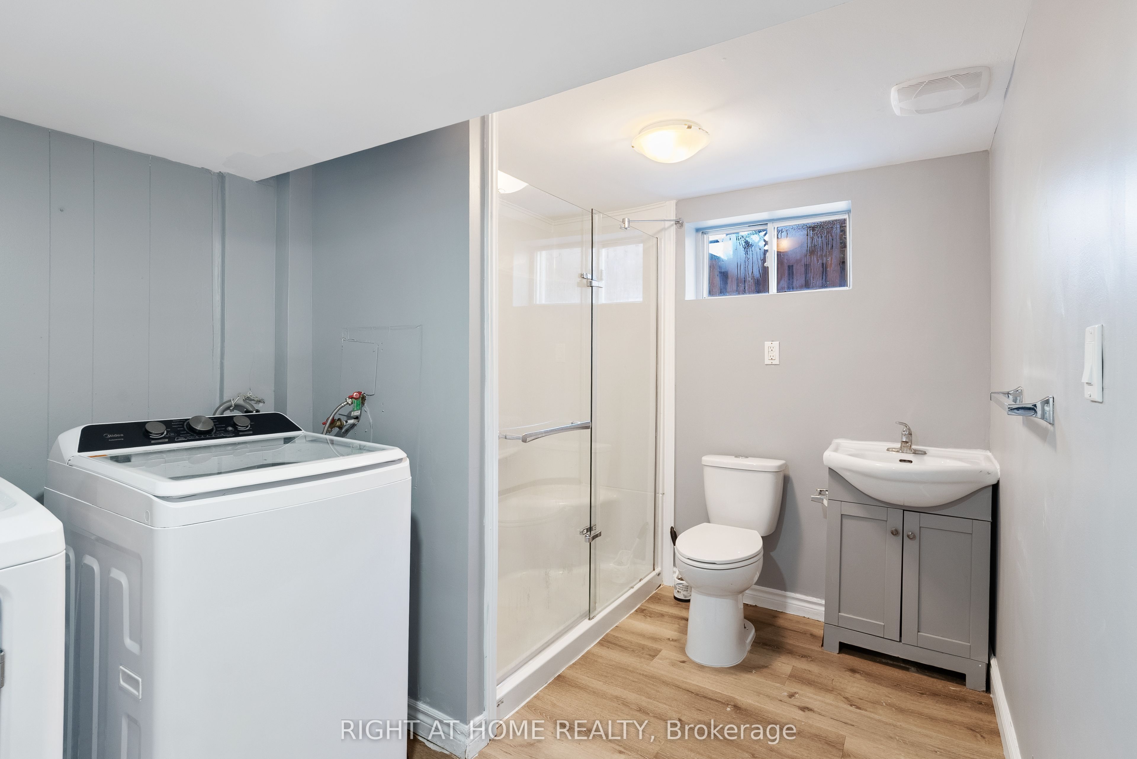 236 Highbury Avenue N Property Photo 30