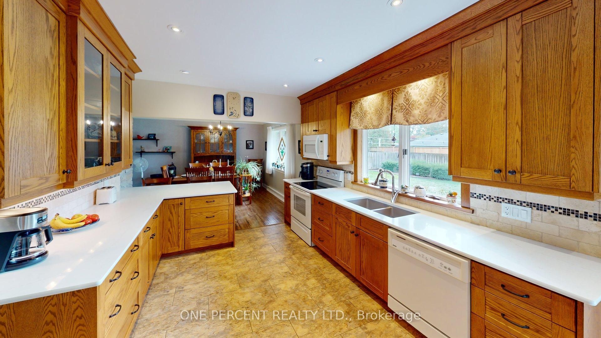 16 Daleview Crescent Property Photo 6