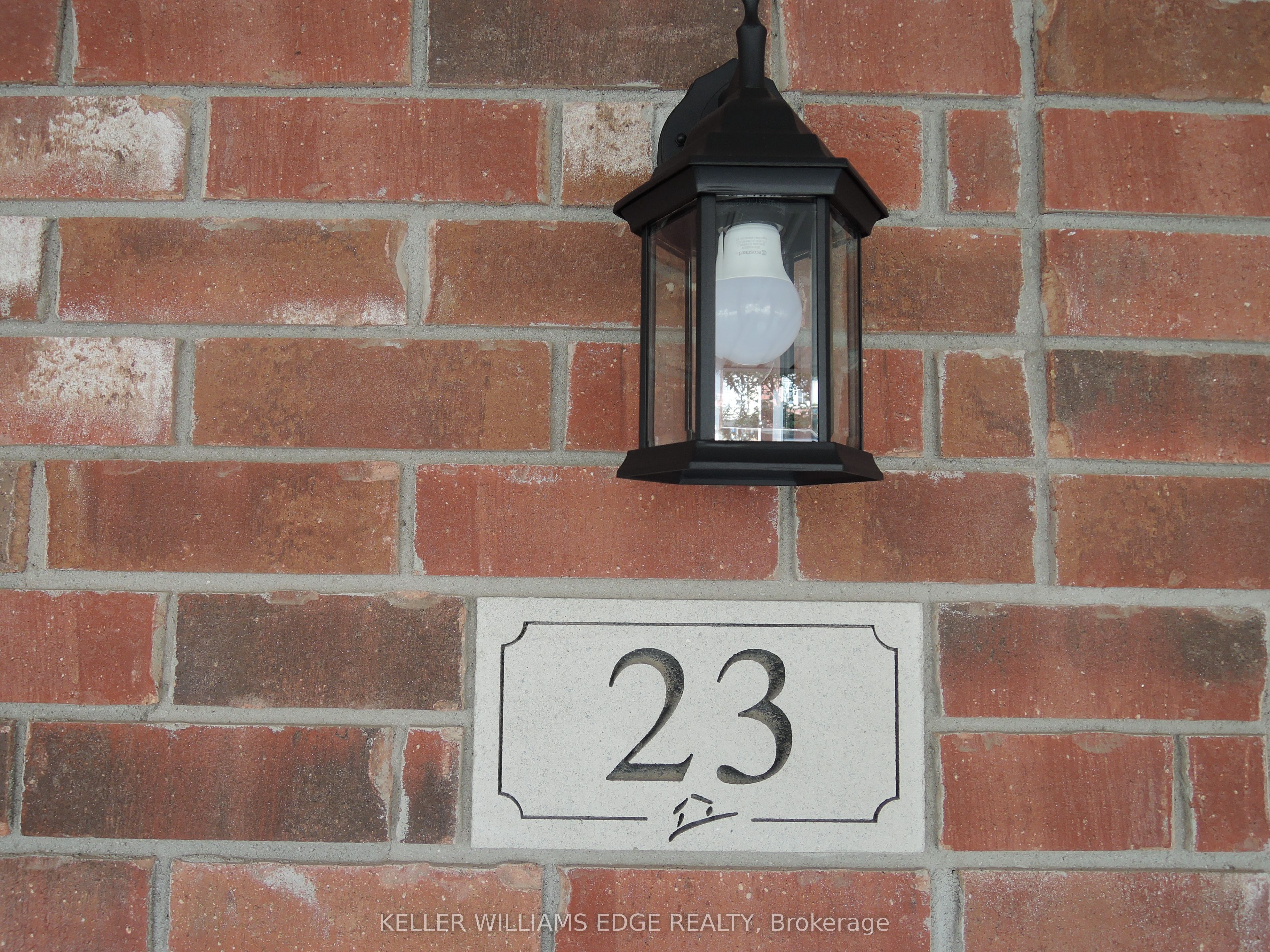 23 Nisbet Boulevard Property Photo 5