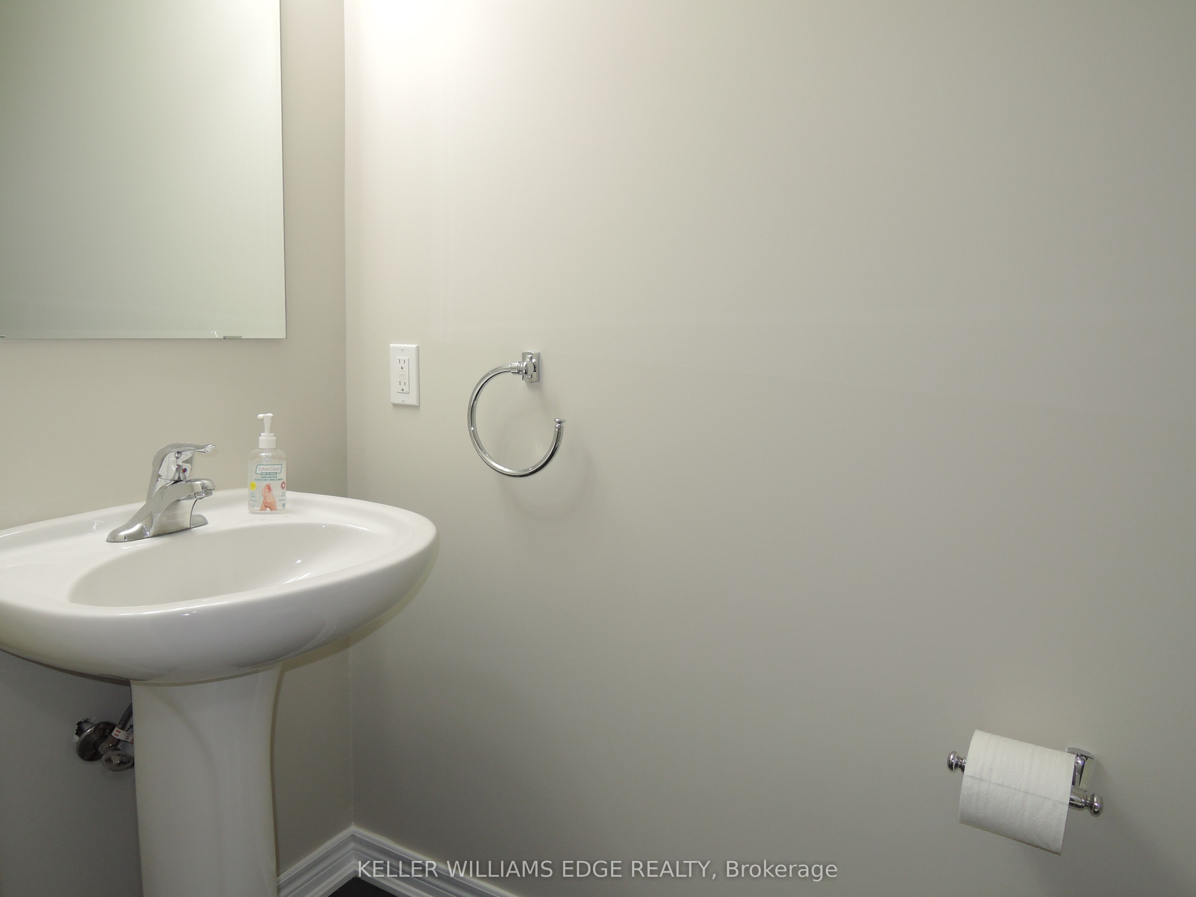 23 Nisbet Boulevard Property Photo 10