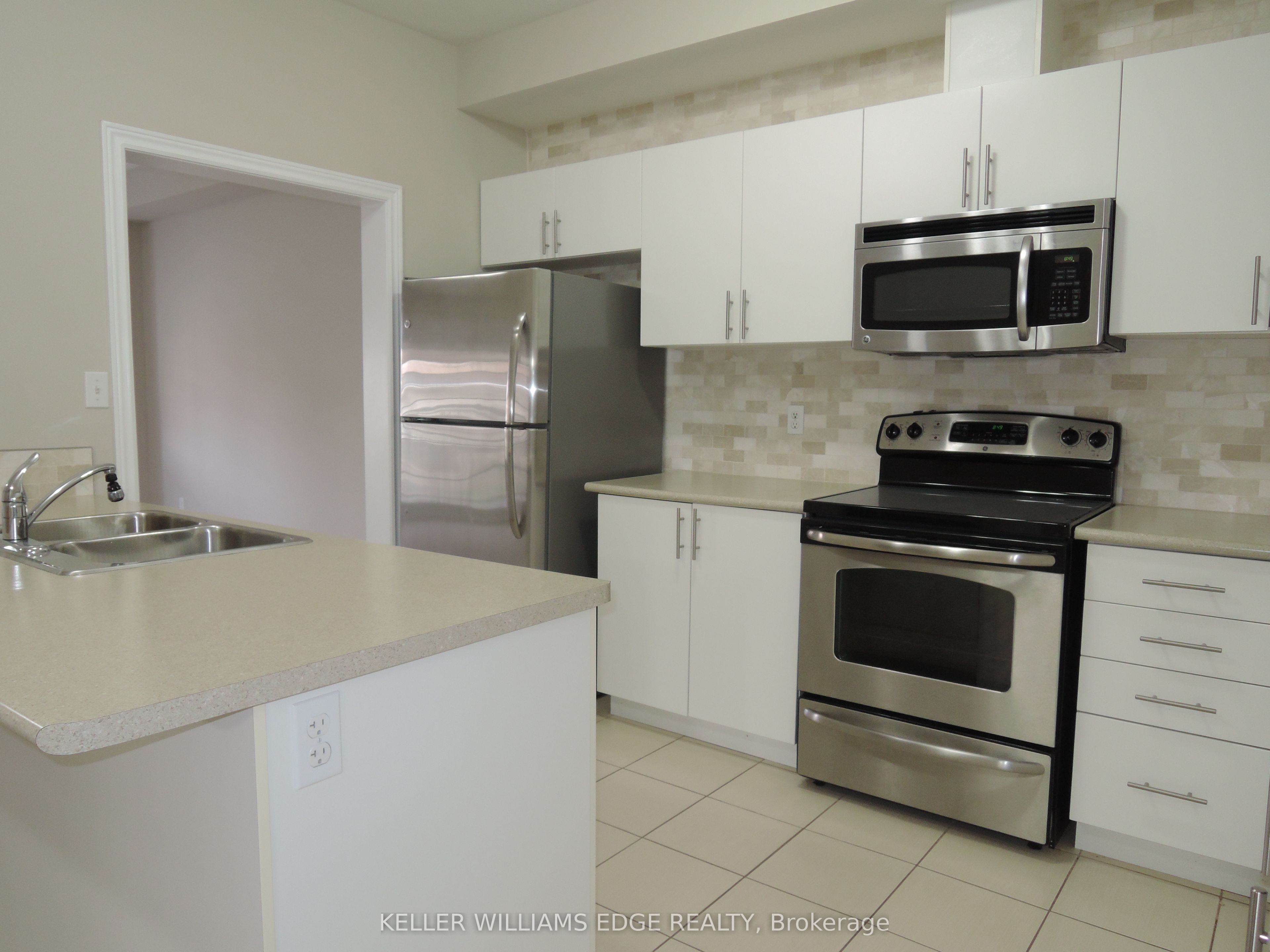 23 Nisbet Boulevard Property Photo 13