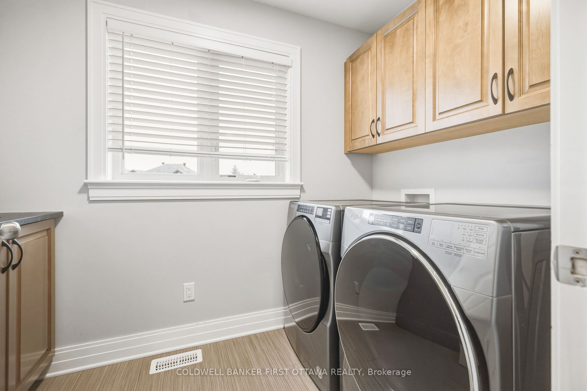 529 Adamson Crescent Property Photo 32