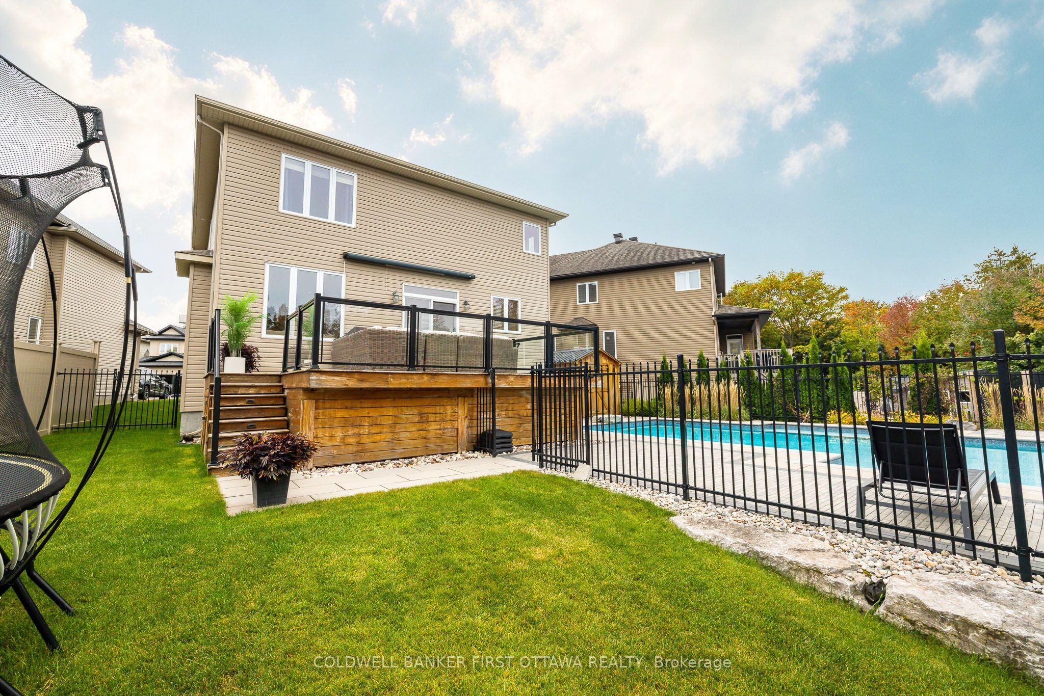 529 Adamson Crescent Property Photo 41
