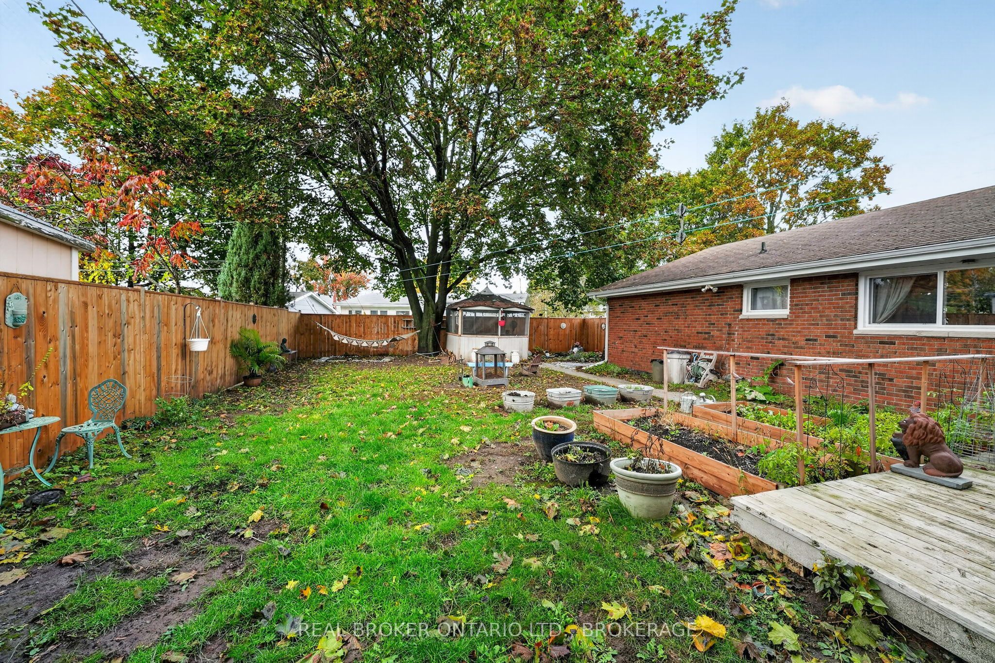 15 Gray Avenue Property Photo 14