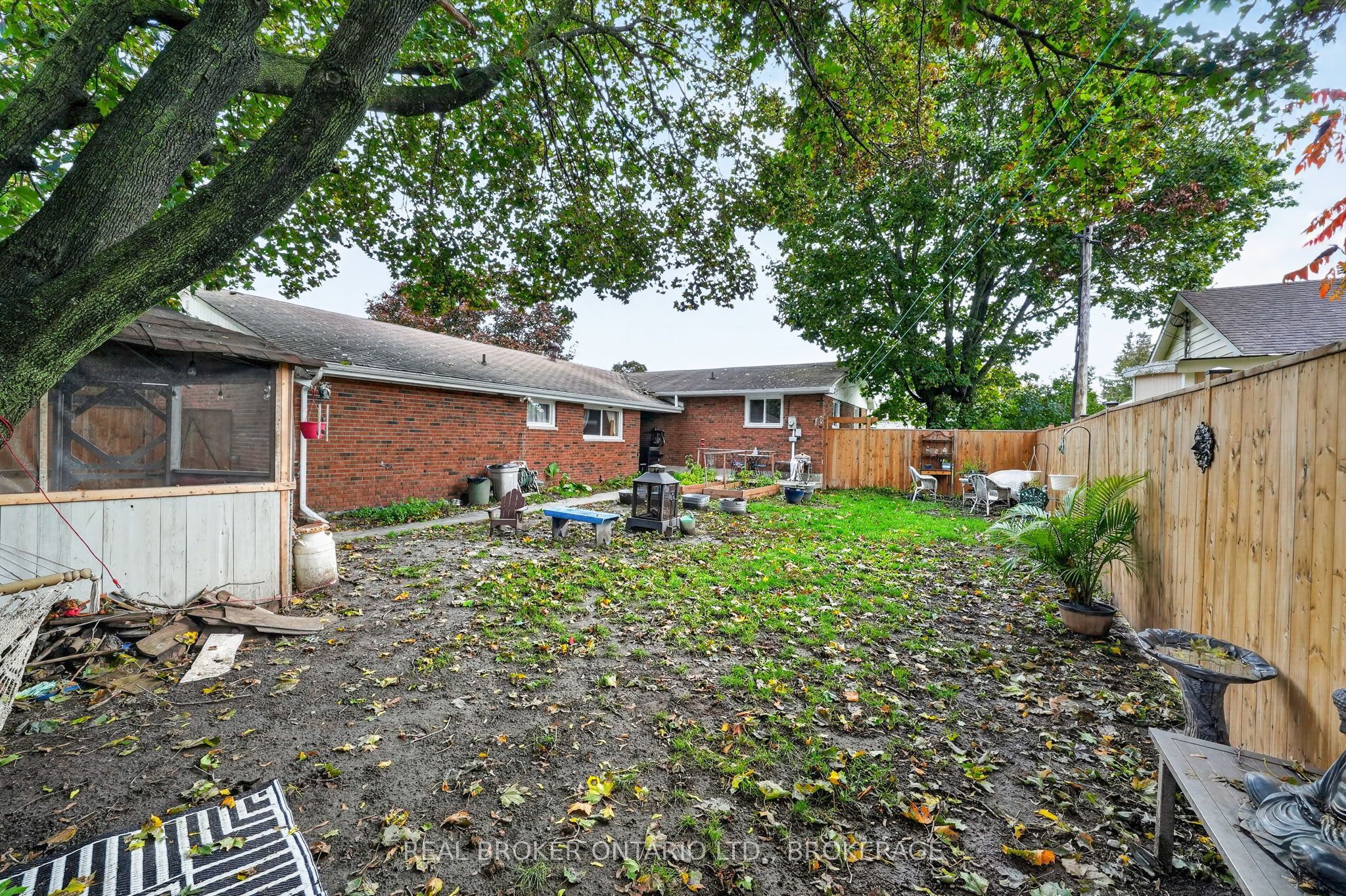 15 Gray Avenue Property Photo 16