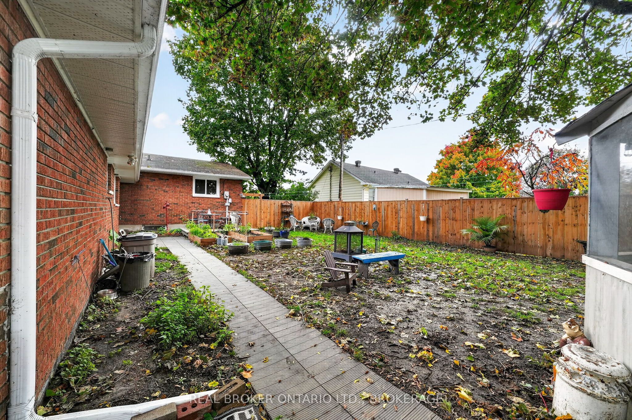 15 Gray Avenue Property Photo 17