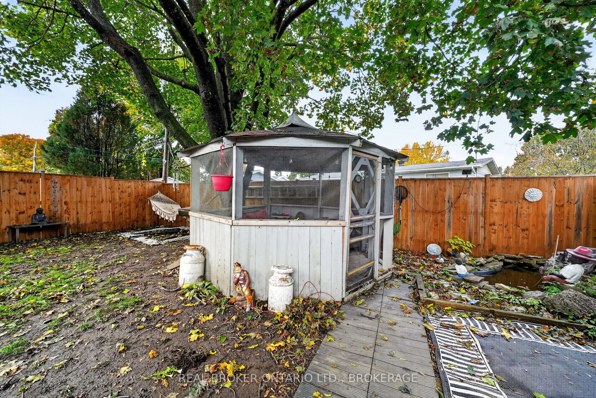 15 Gray Avenue Property Photo 19
