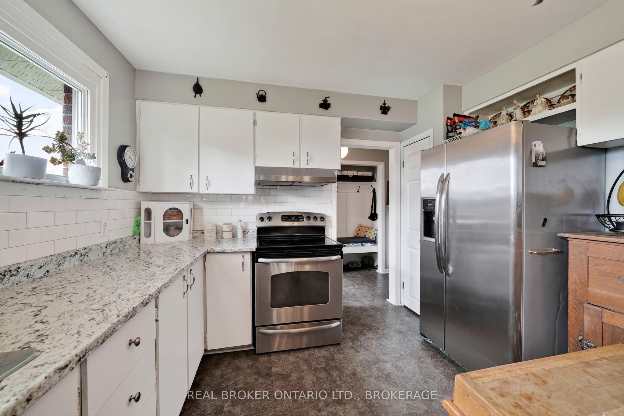 15 Gray Avenue Property Photo 21