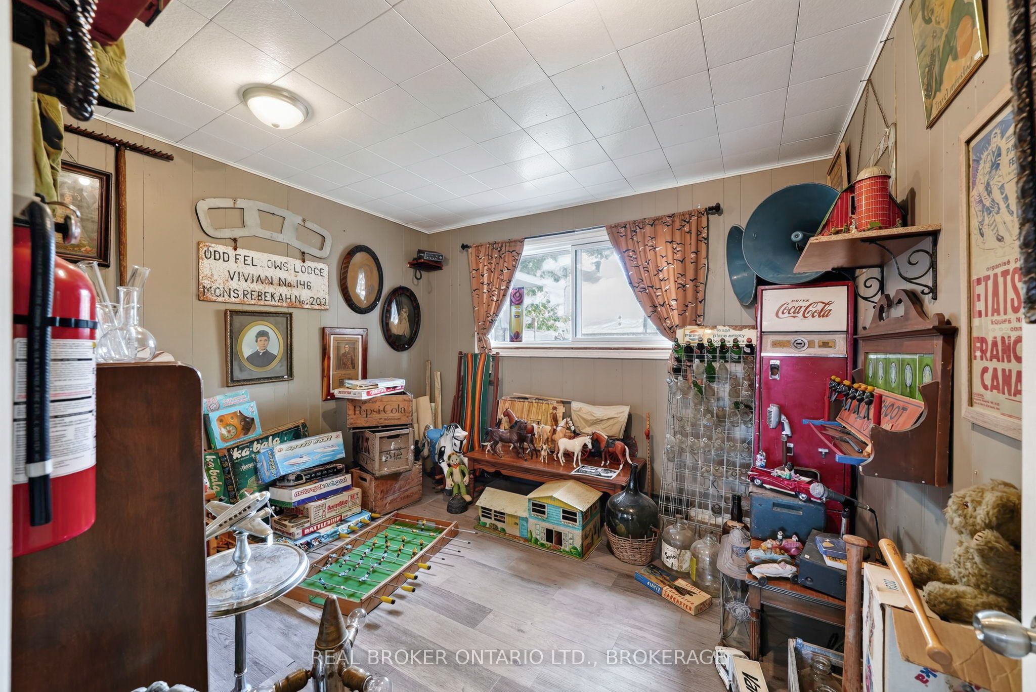 15 Gray Avenue Property Photo 44