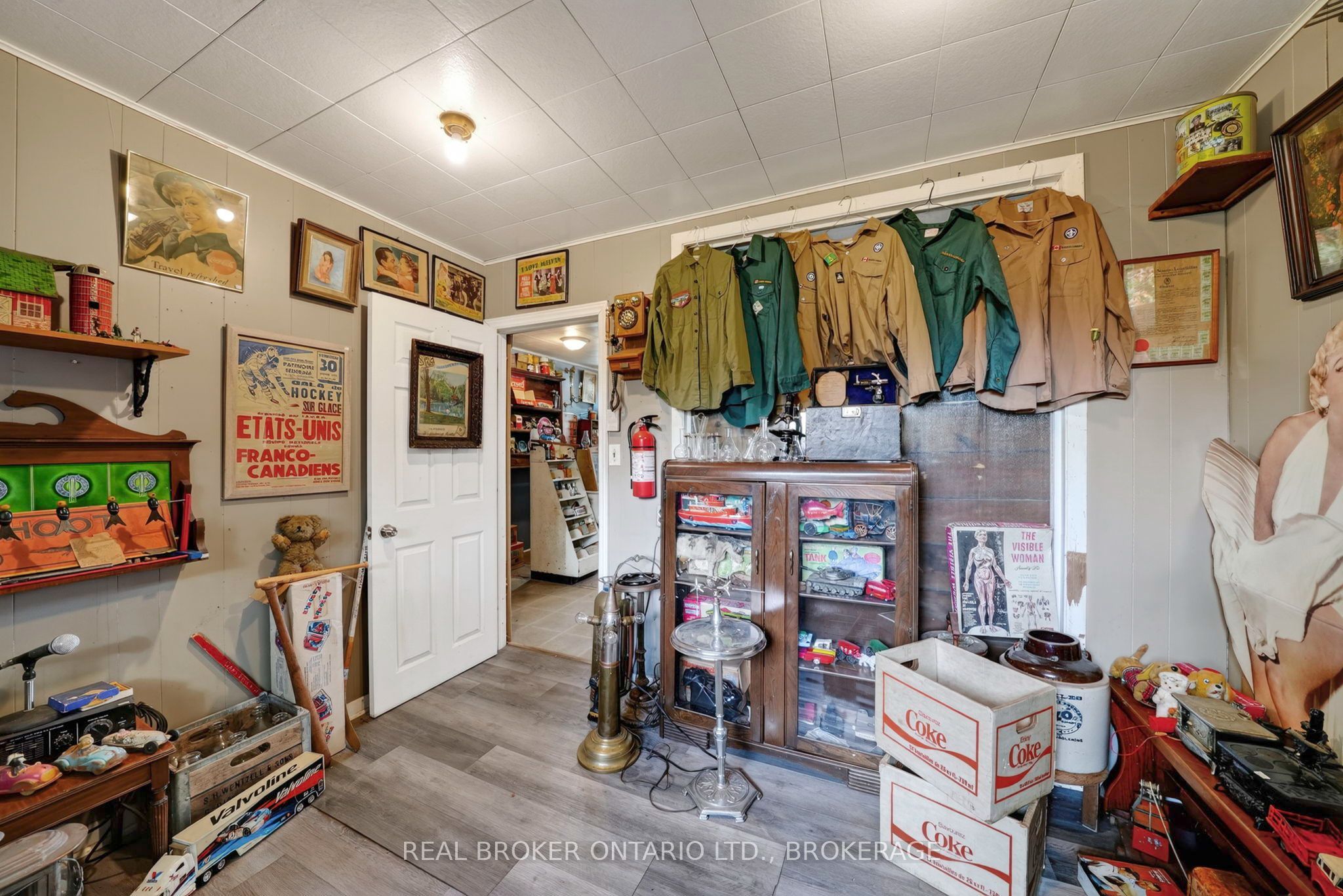 15 Gray Avenue Property Photo 45