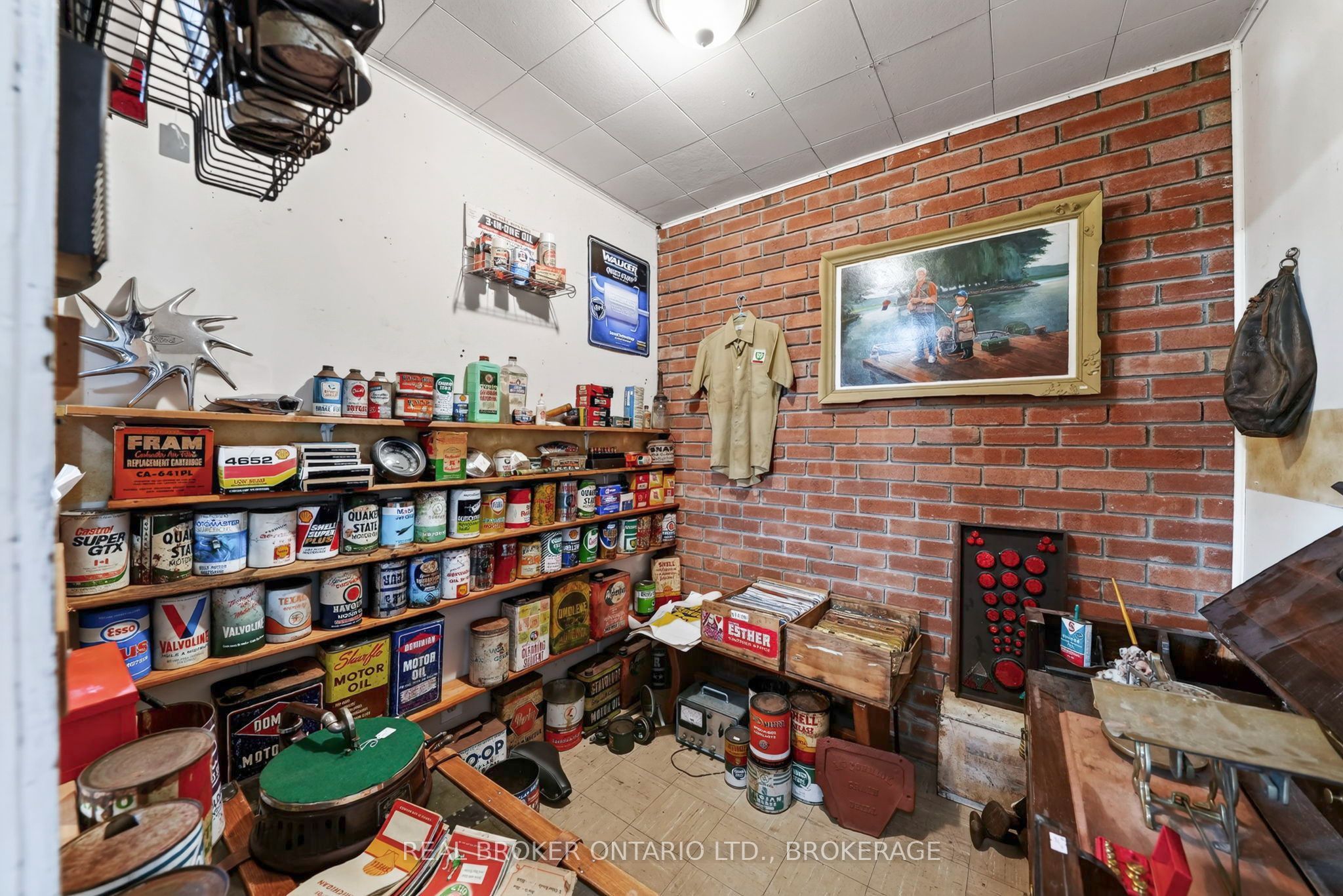 15 Gray Avenue Property Photo 46