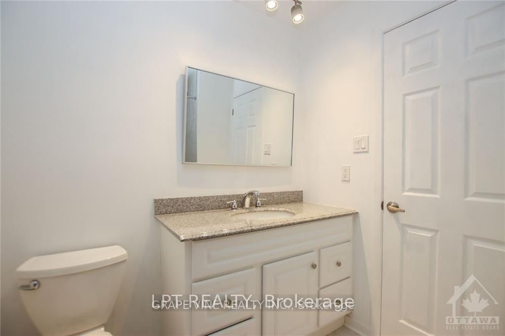 121 Erin Crescent Property Photo 22
