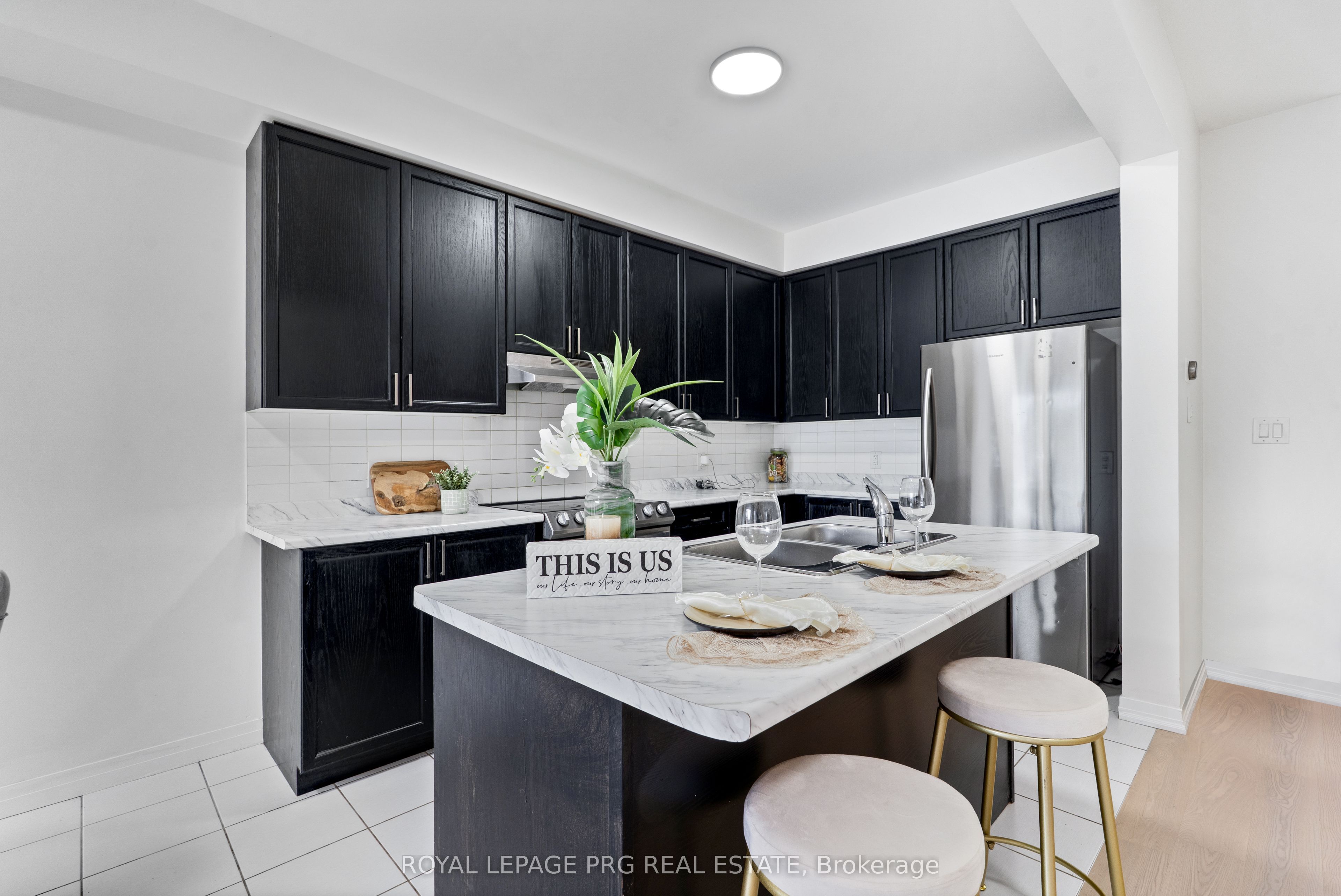 6631 Cropp Street Property Photo 11
