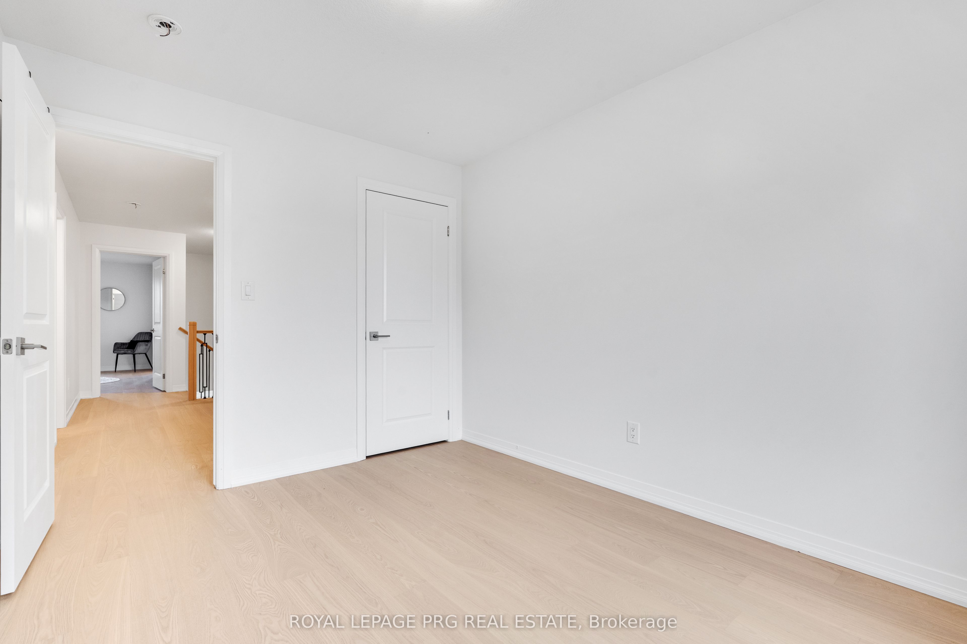 6631 Cropp Street Property Photo 27