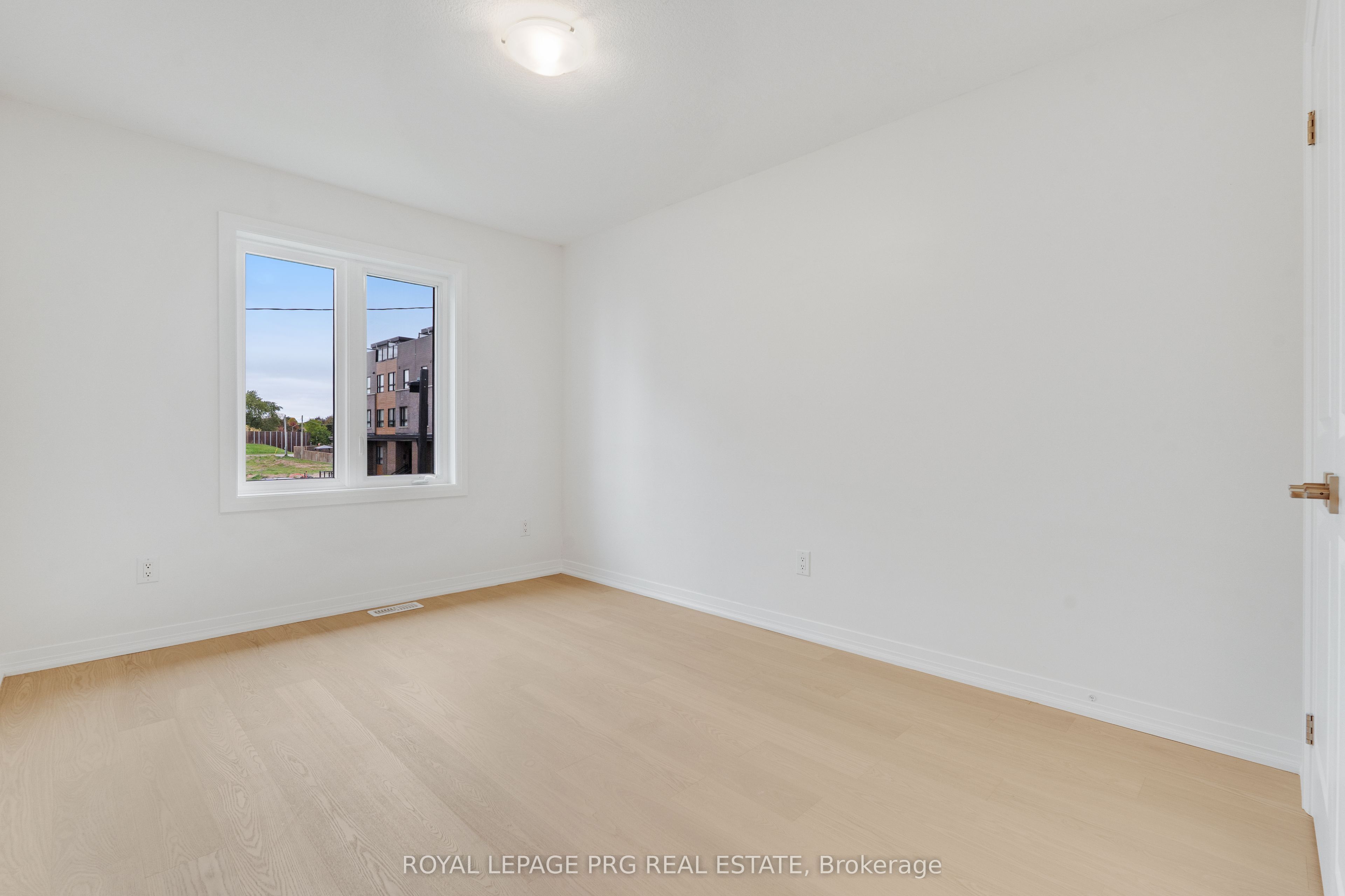 6631 Cropp Street Property Photo 30