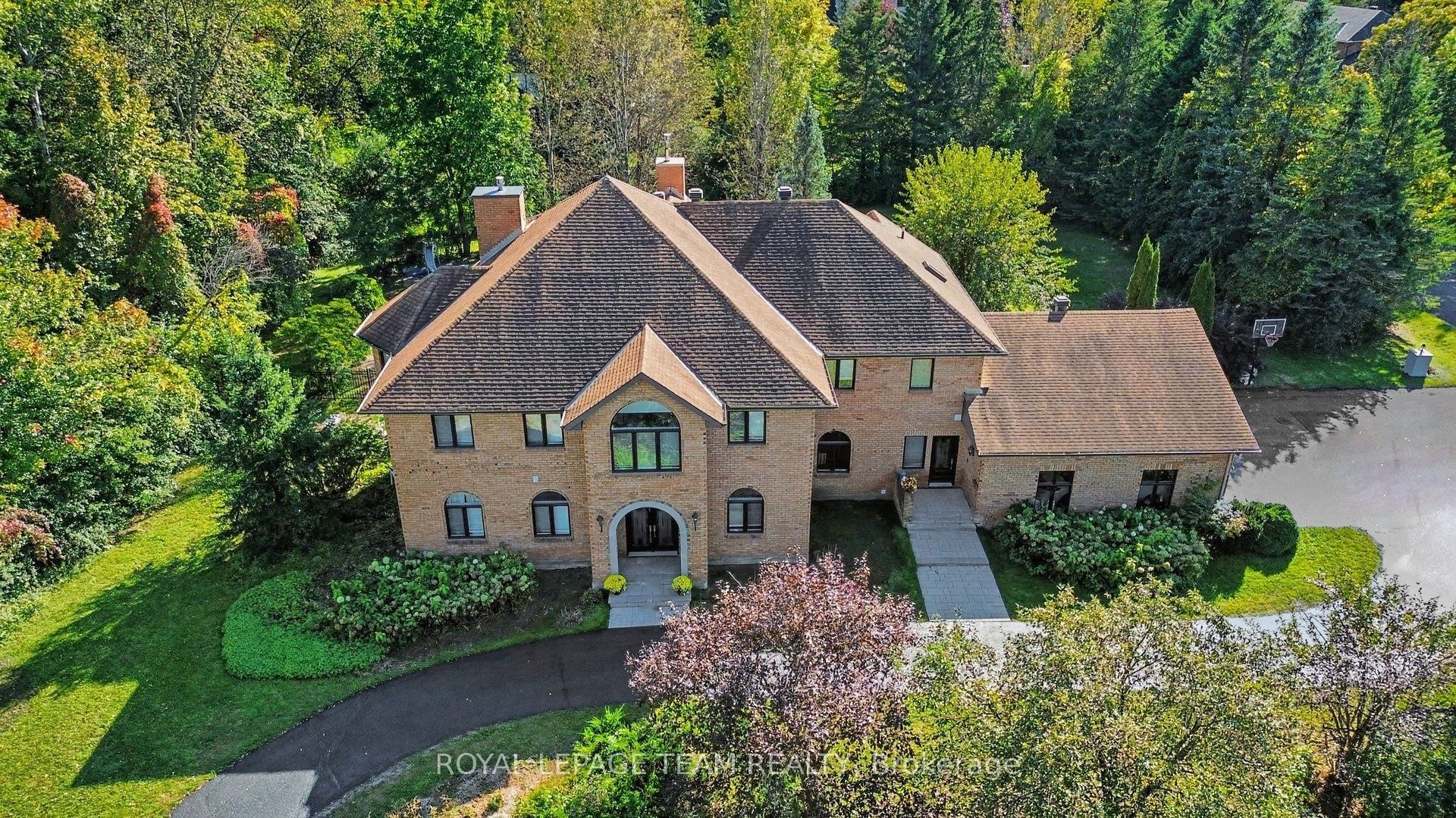 30 Spring Cress Drive