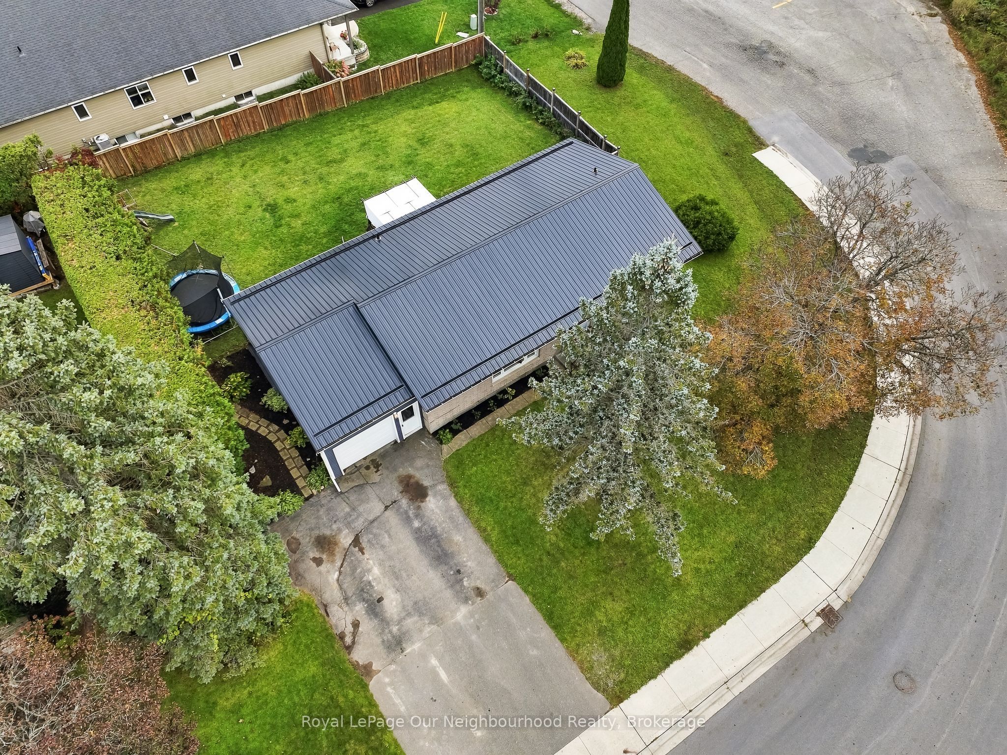 105 Sanford Street Property Photo 2