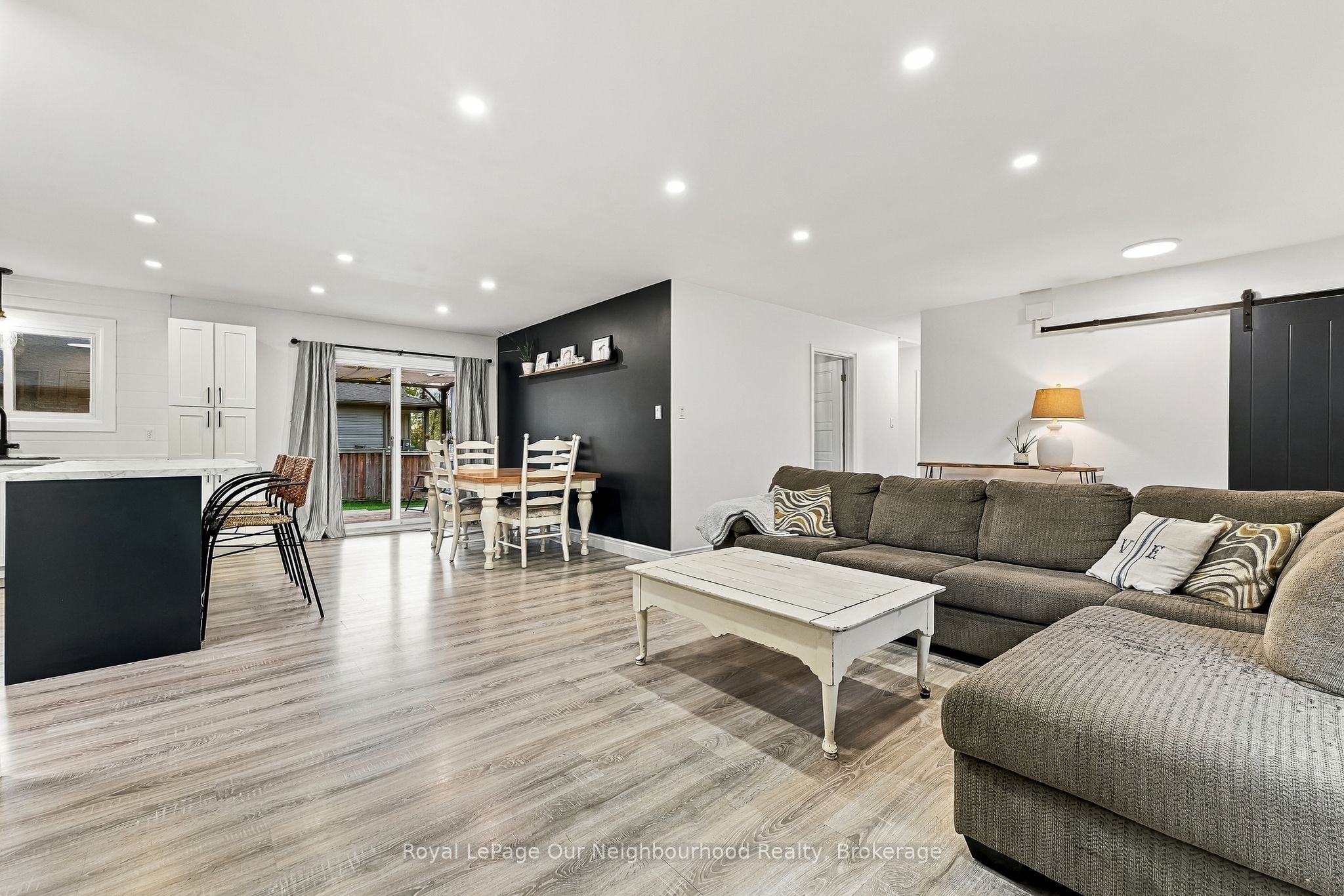 105 Sanford Street Property Photo 10