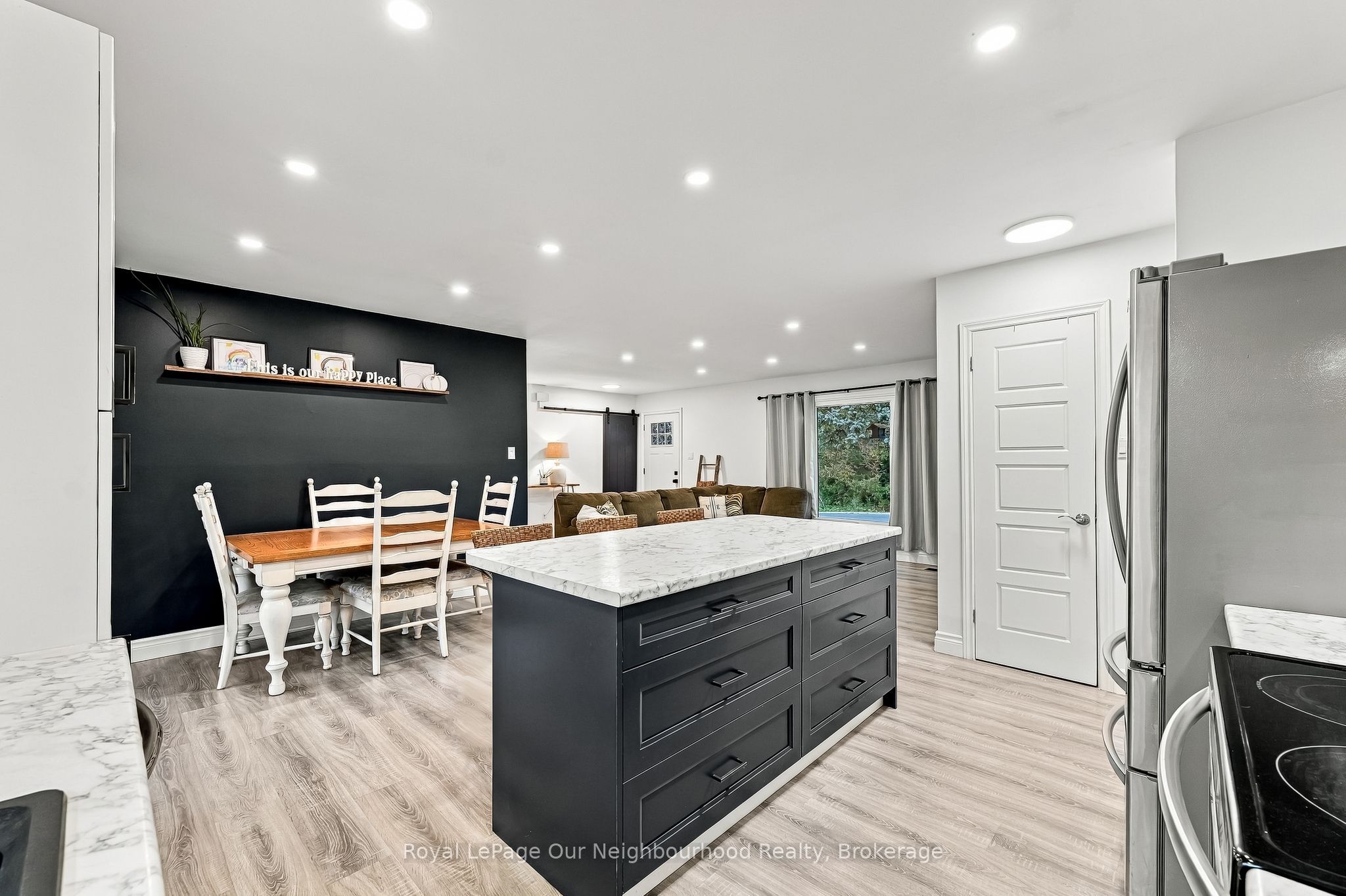 105 Sanford Street Property Photo 12