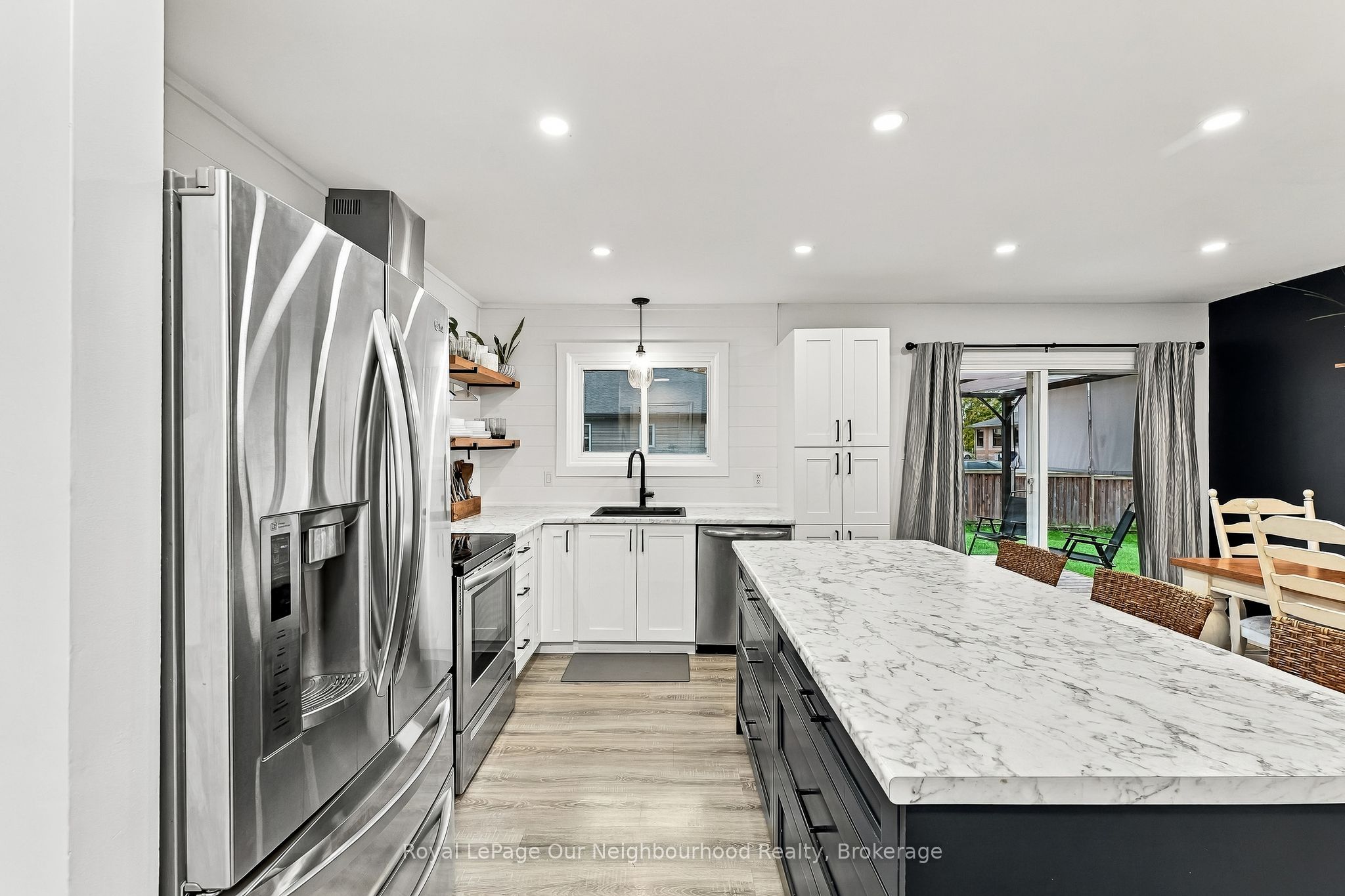 105 Sanford Street Property Photo 13
