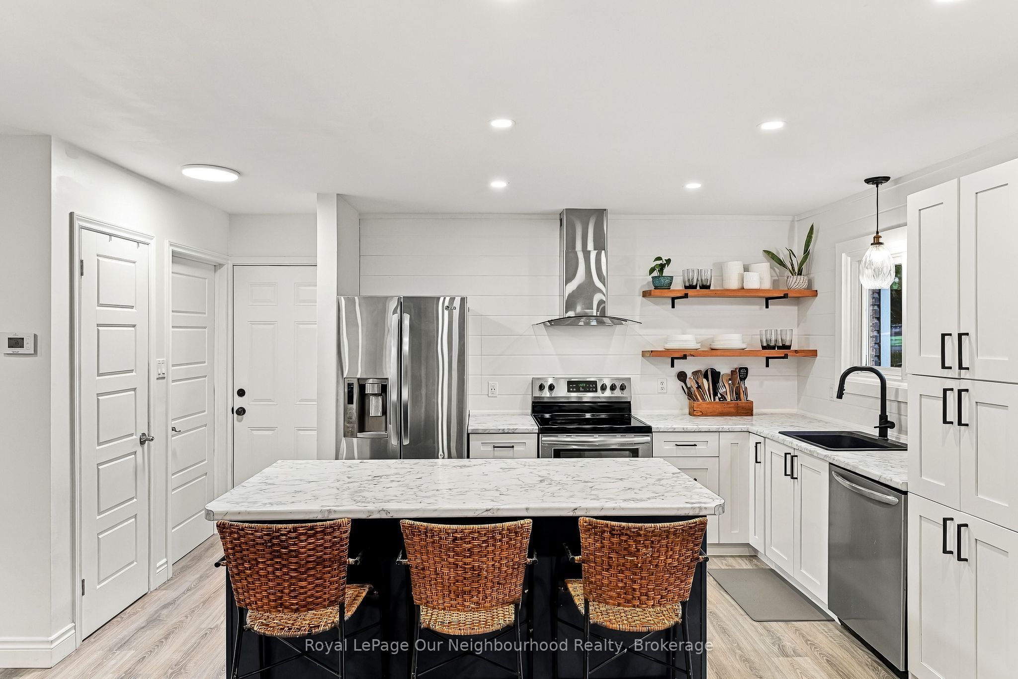 105 Sanford Street Property Photo 15