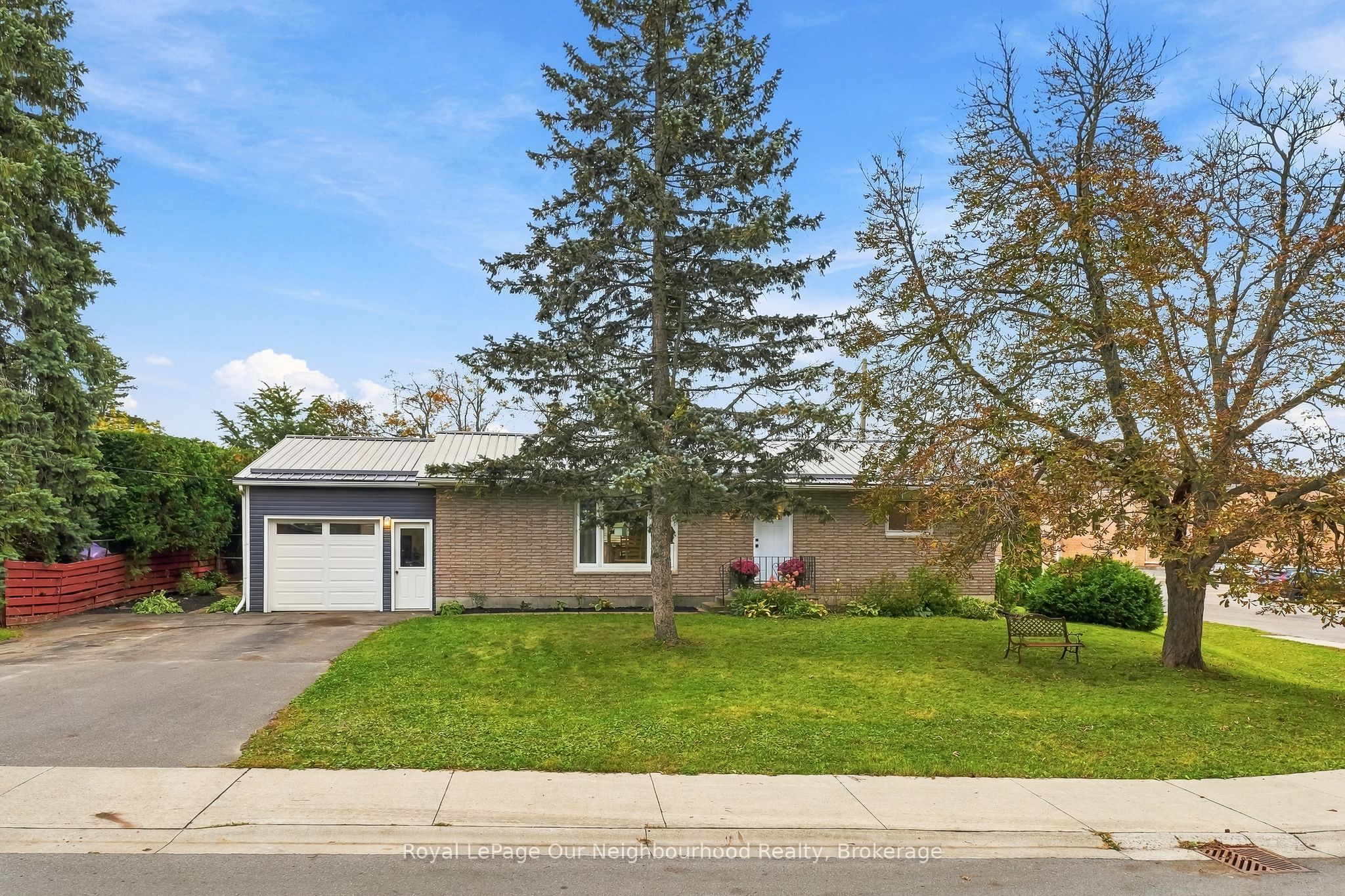 105 Sanford Street Property Photo 40