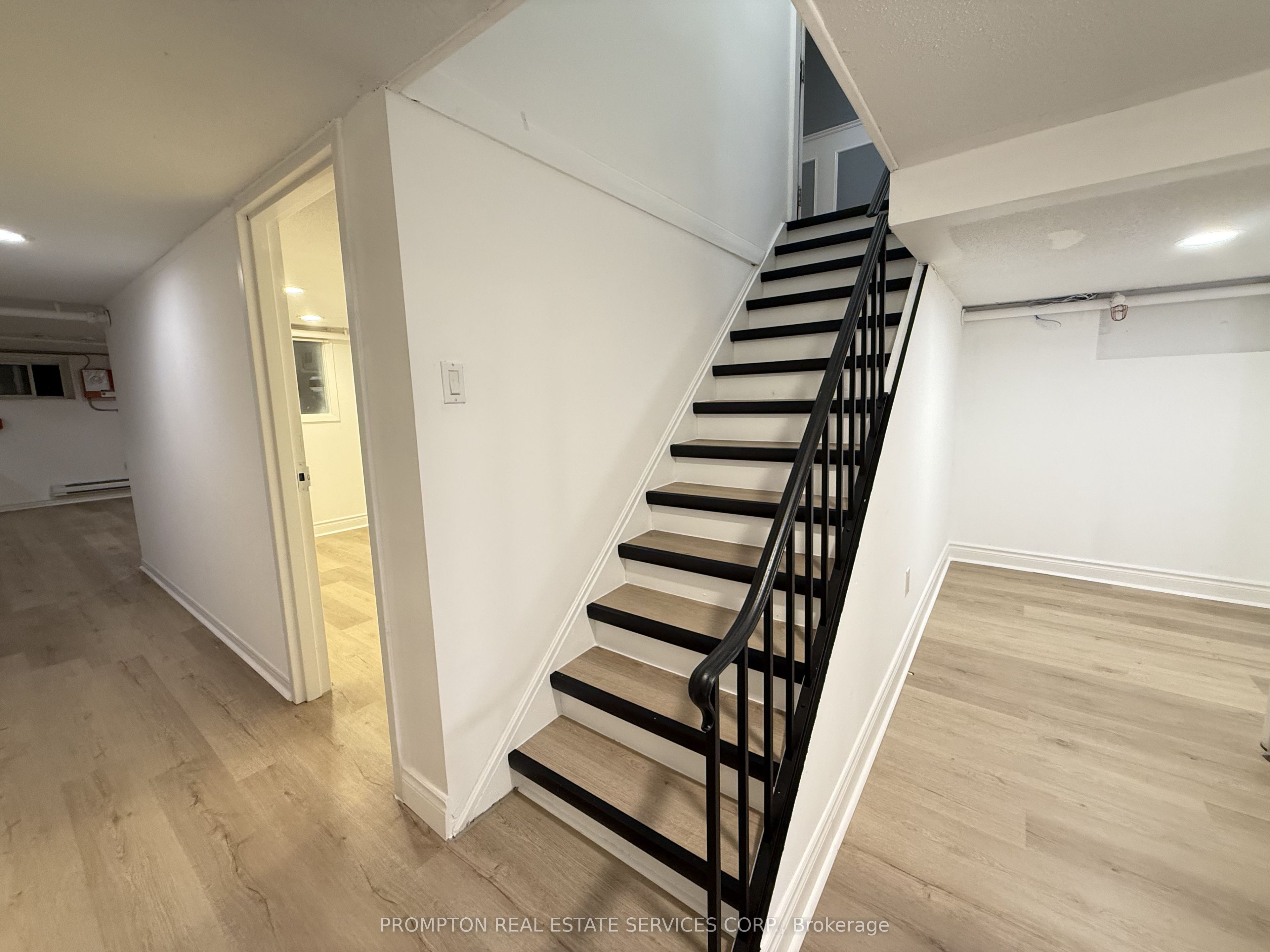6 Kelso Street Property Photo 33