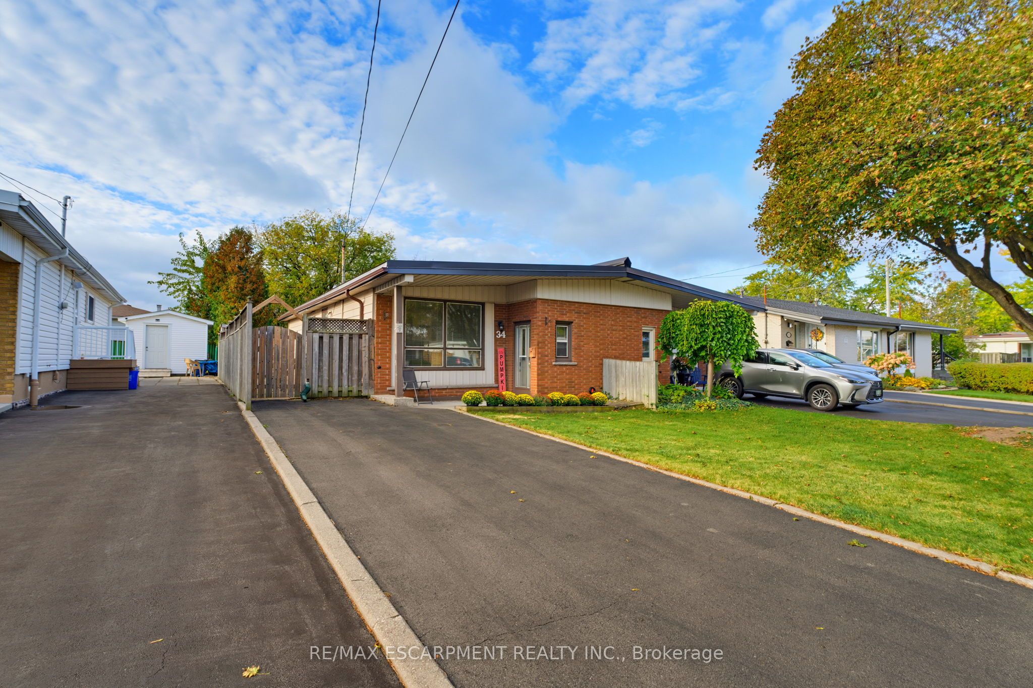 34 Fielding Crescent Property Photo 1