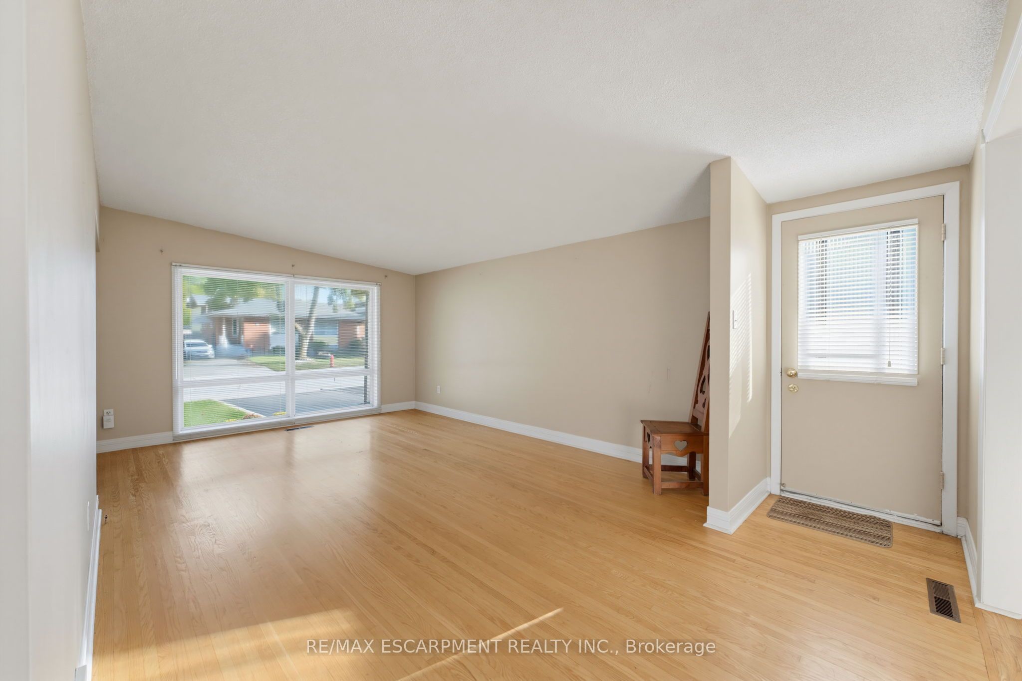 34 Fielding Crescent Property Photo 6