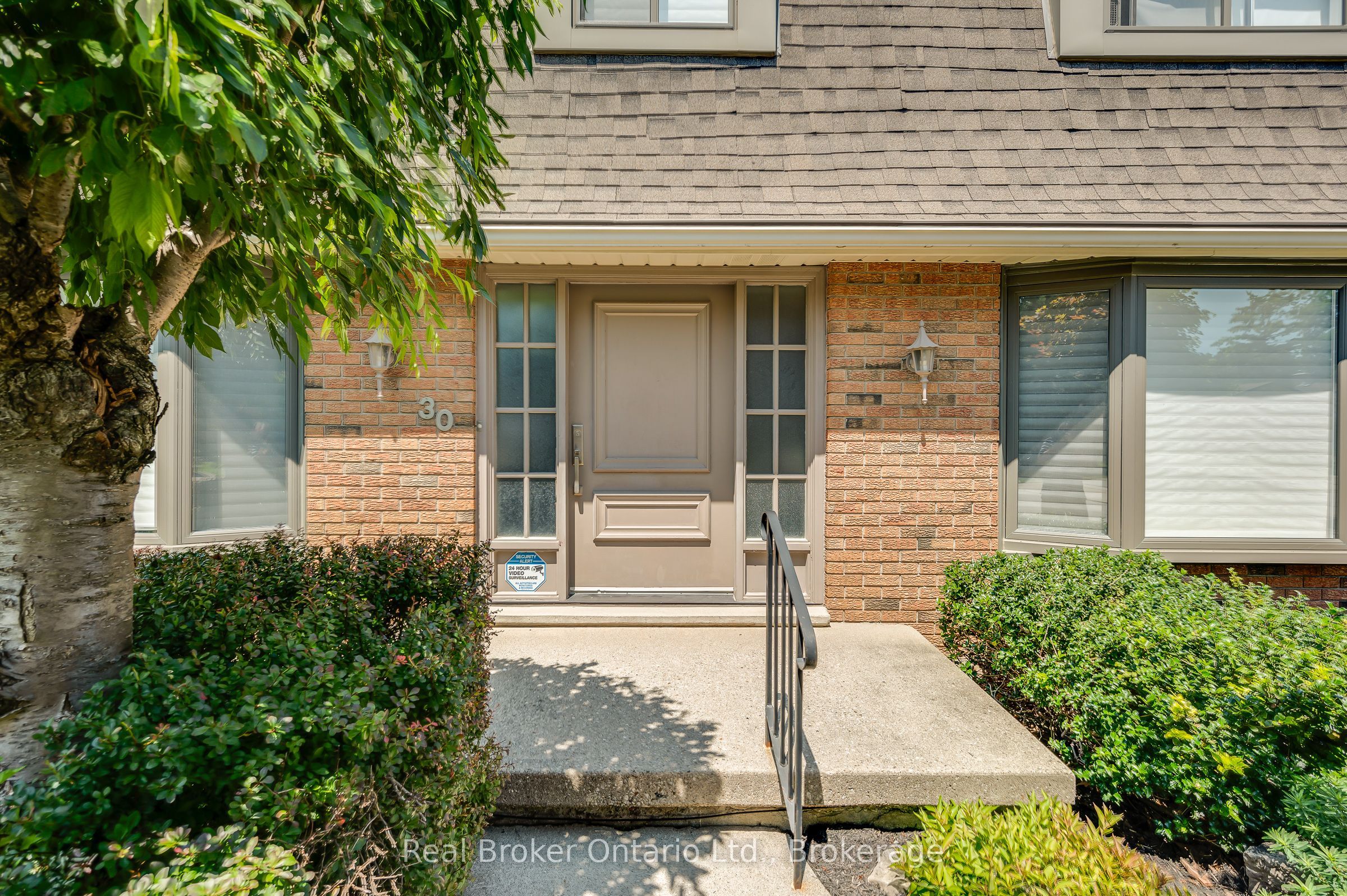 30 Westwood Crescent Property Photo 5