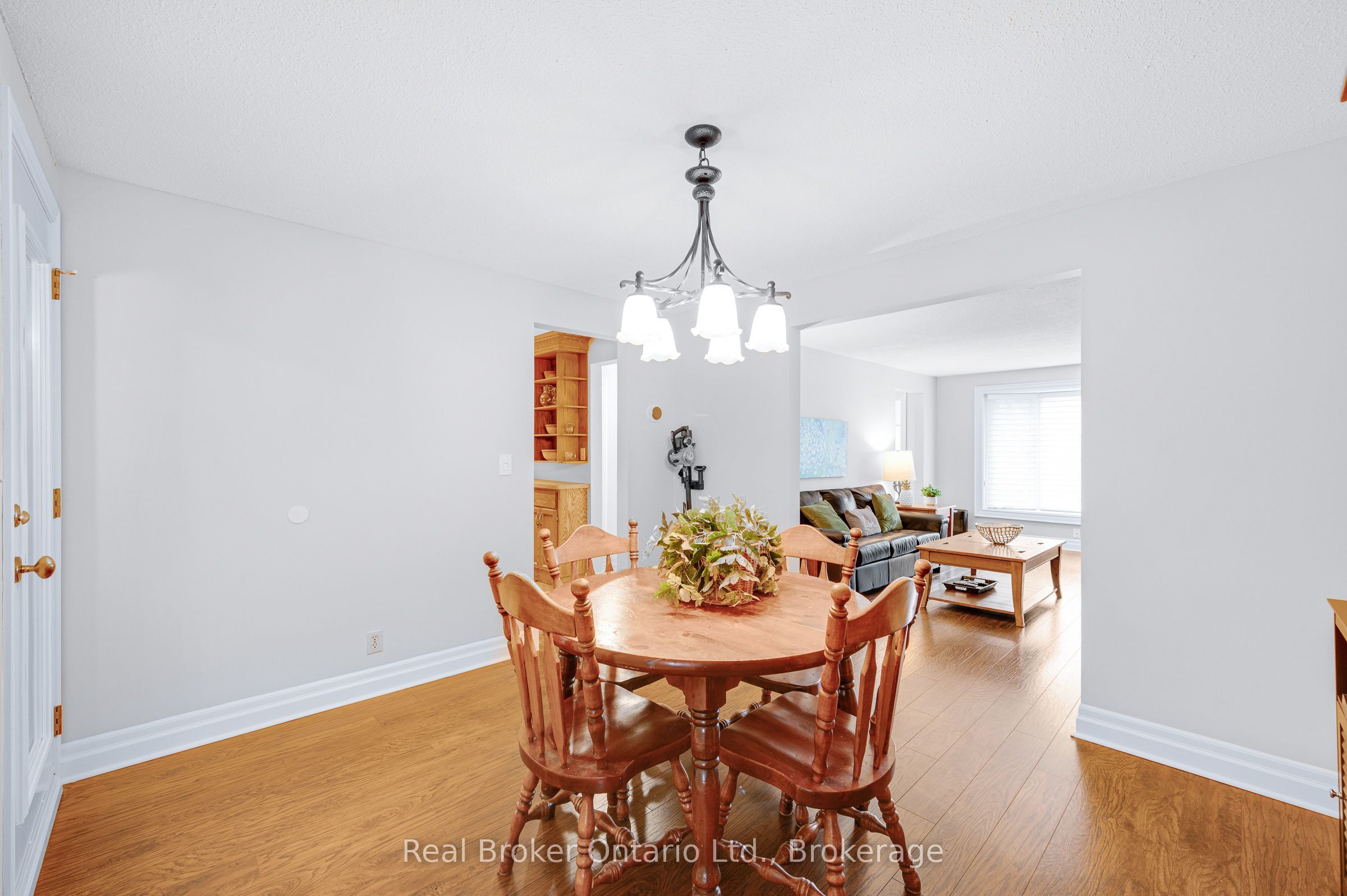 30 Westwood Crescent Property Photo 11