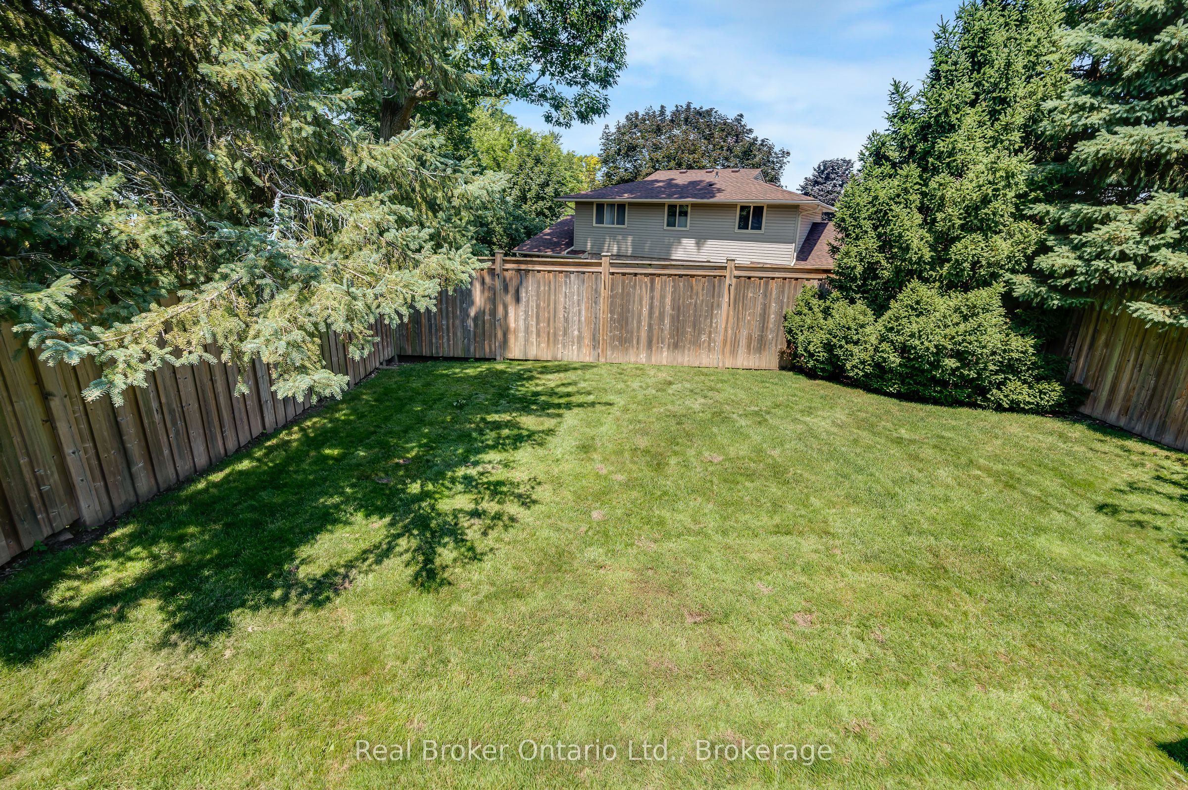 30 Westwood Crescent Property Photo 37